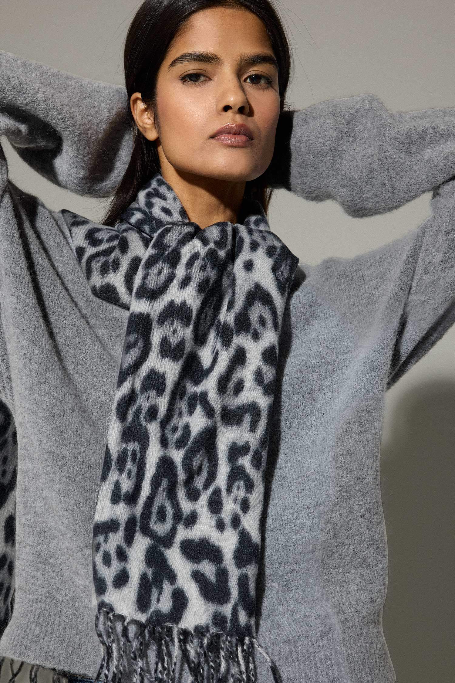 Kadın Desenli Atkı