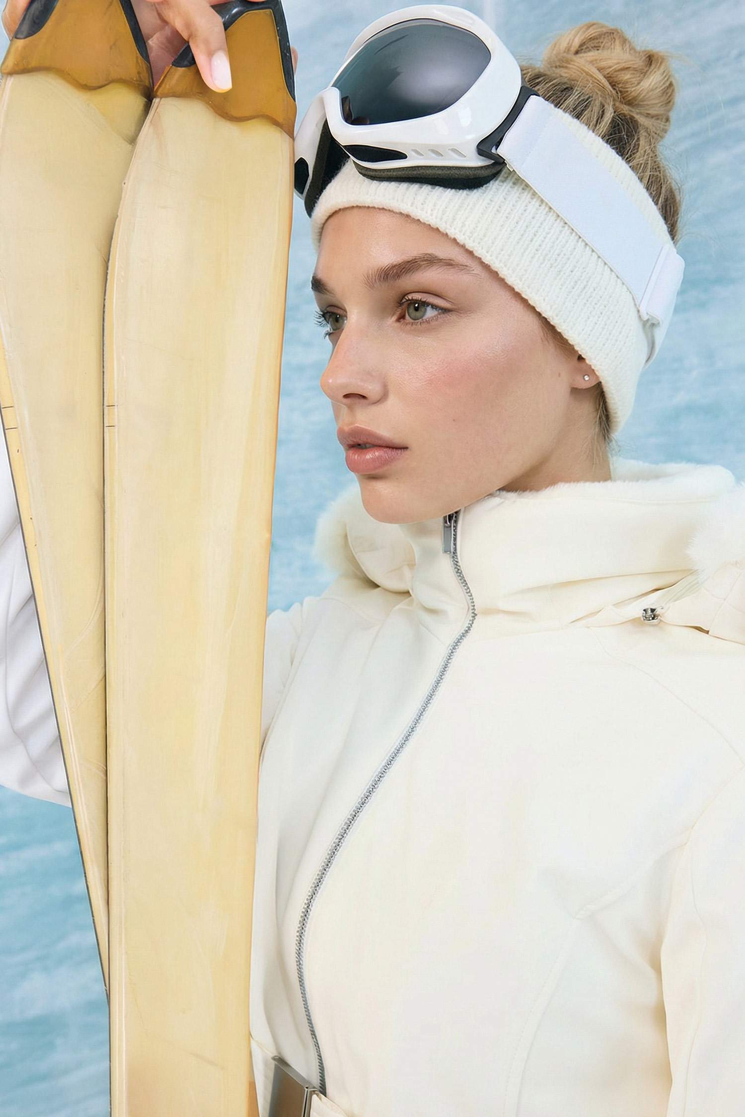 Waterproof Slim Fit Belted Hooded Softshell Ski Jacket