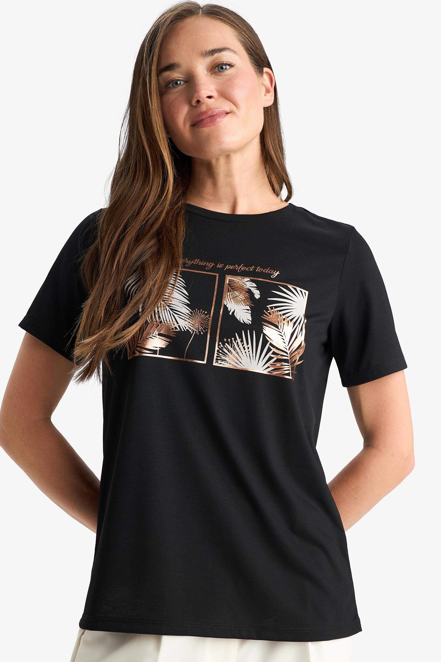 Crew Neck Floral Short Sleeve T-Shirt