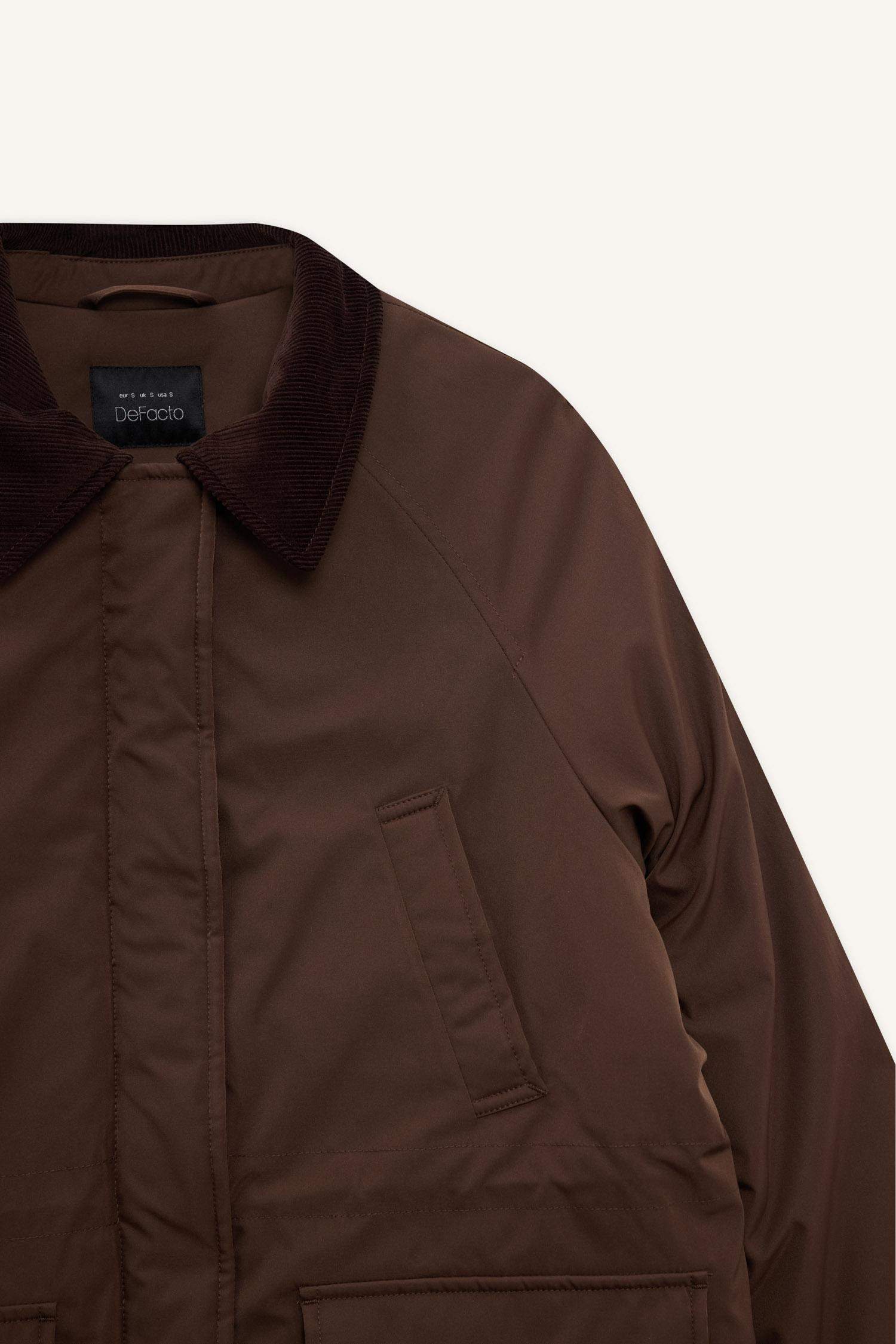 Regular Fit Kontrast Yaka Fermuarlı Parka