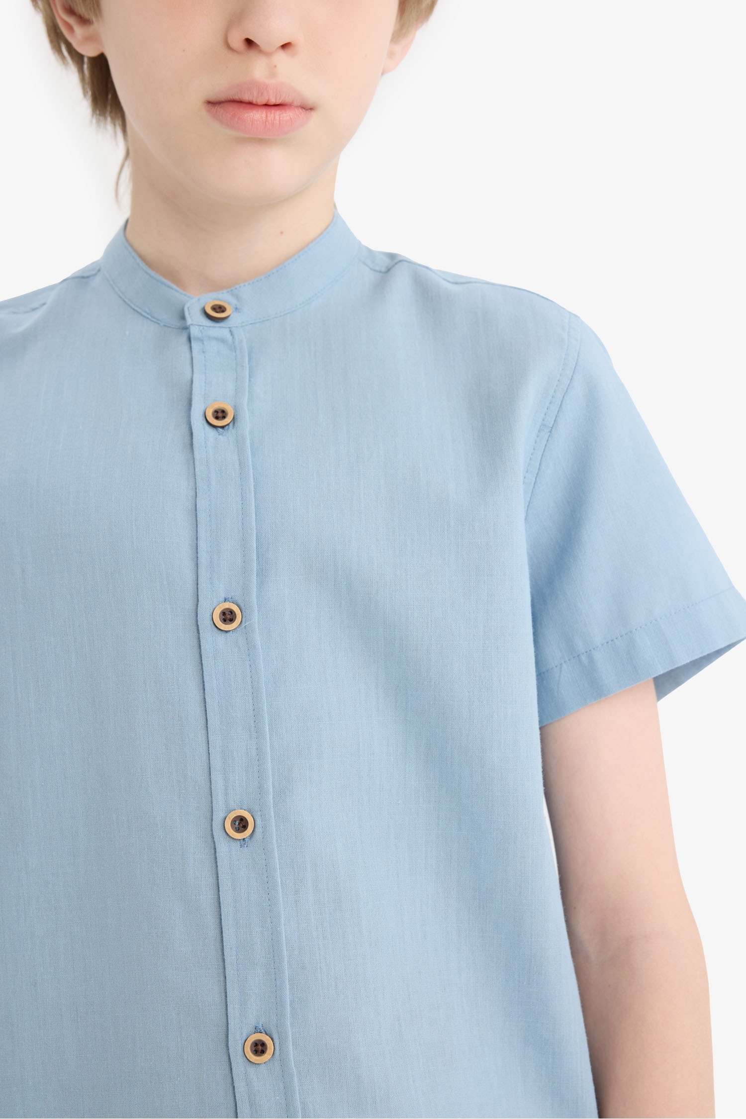 Erkek Çocuk Hakim Yaka Kısa Kollu Gömlek