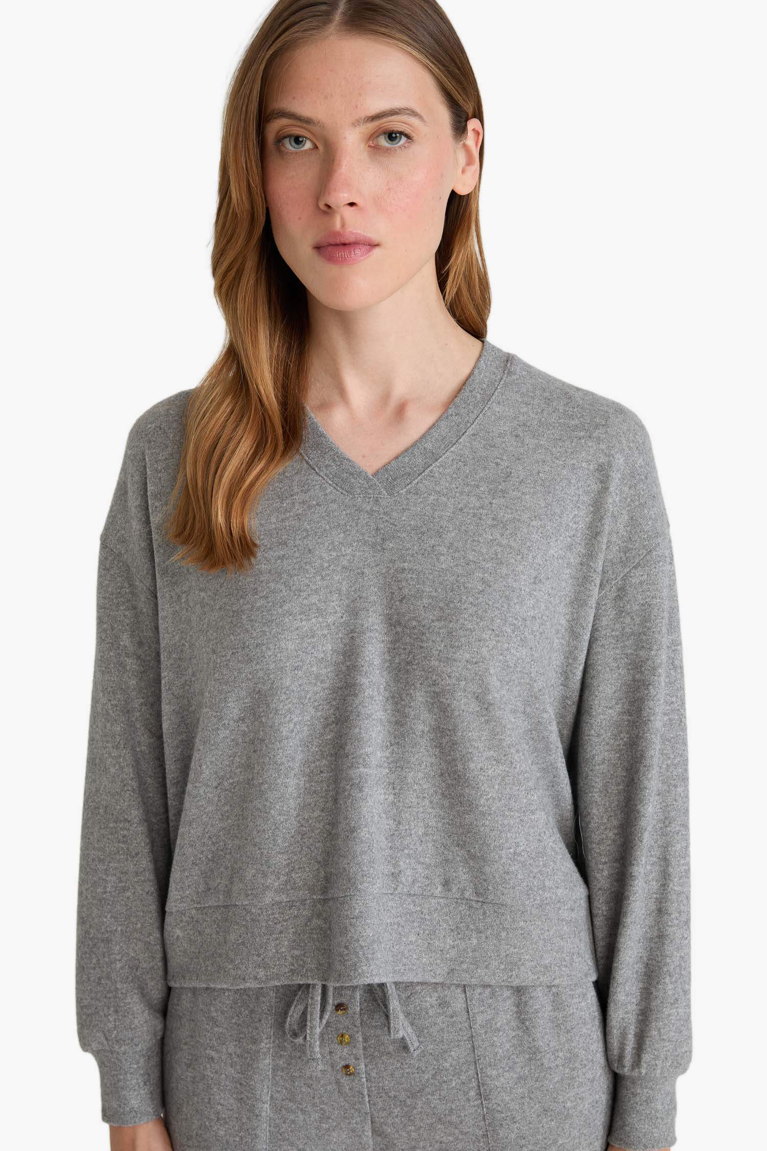 طقم قصة عادية من قطعتين