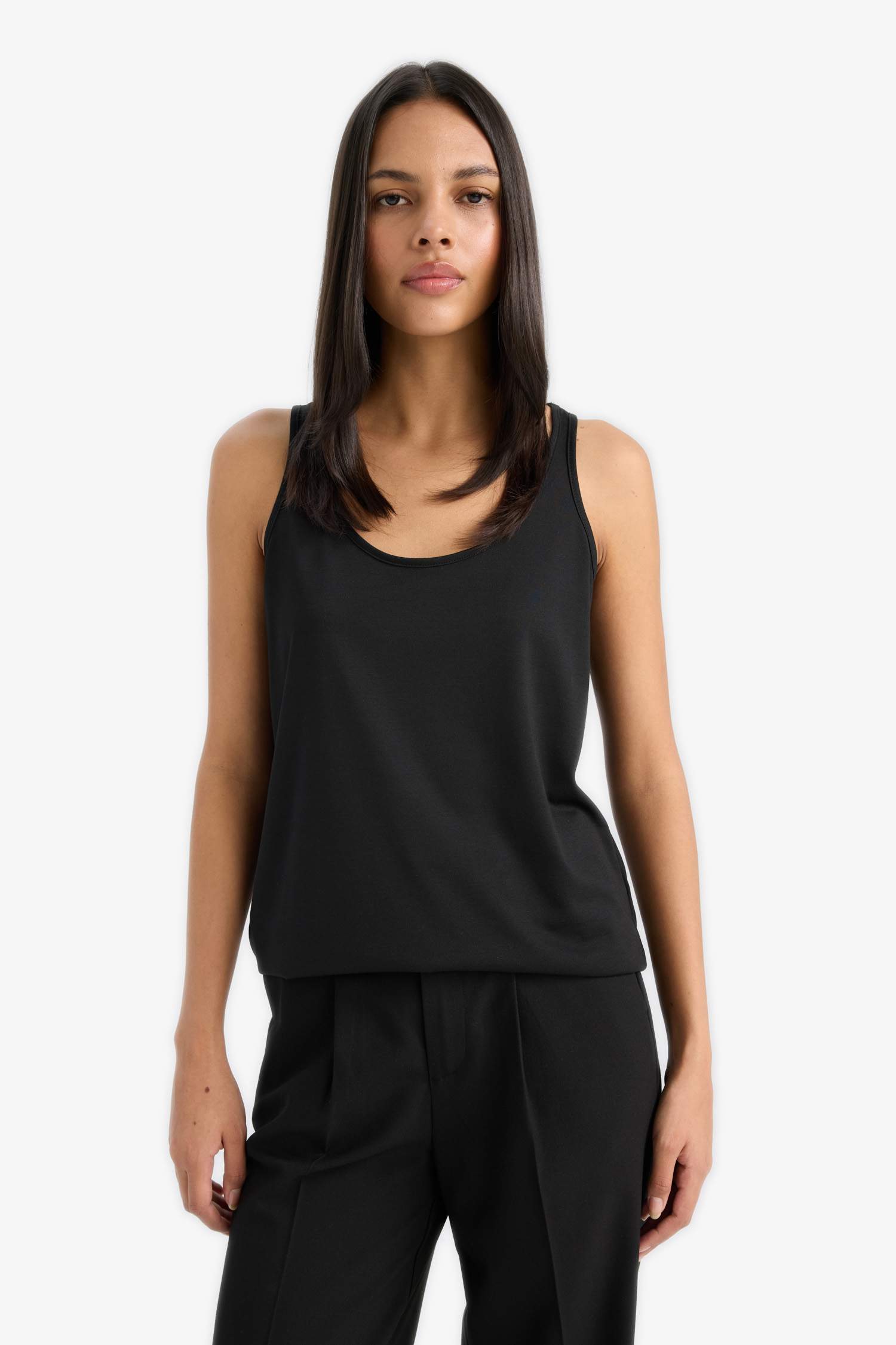 Regular Fit Basic Düz Yuvarlak Yaka Siyah Atlet