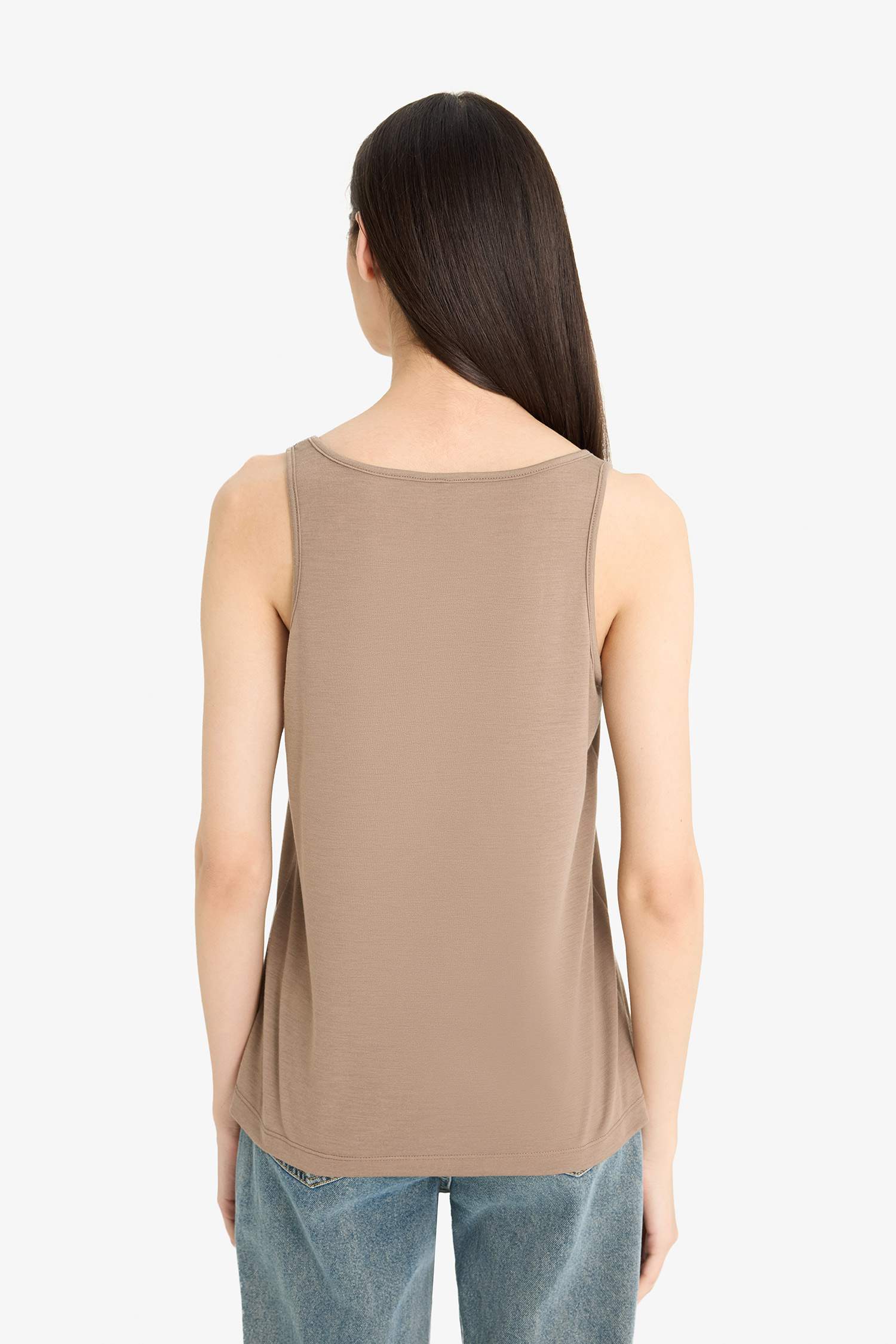 كيمونه سادة قصة عادية بياخة مستديرة