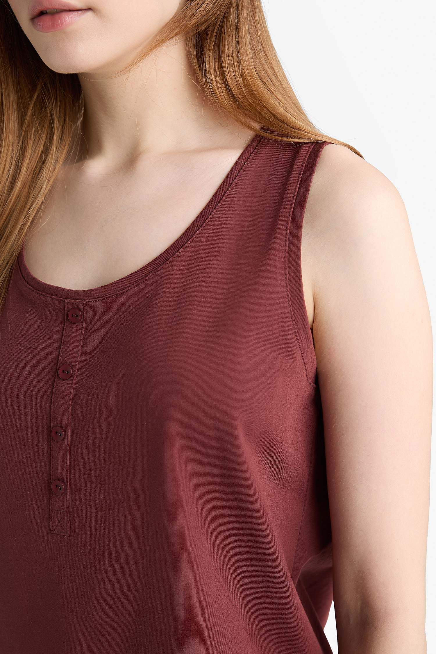 Regular Fit Crew Neck Tank Top