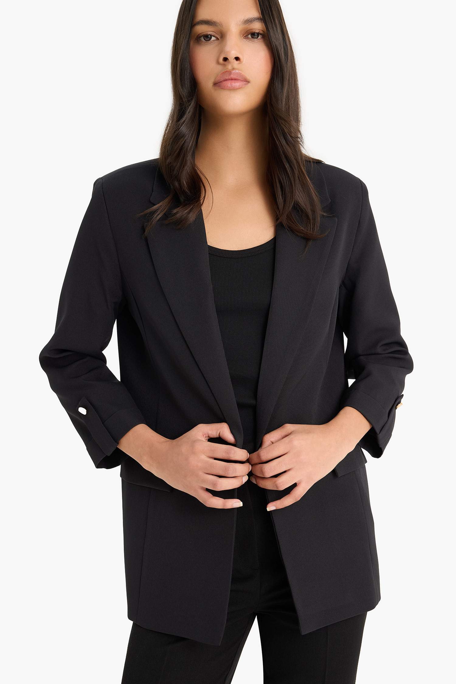 سترة بليزر قصة عادية بياخة مربعة