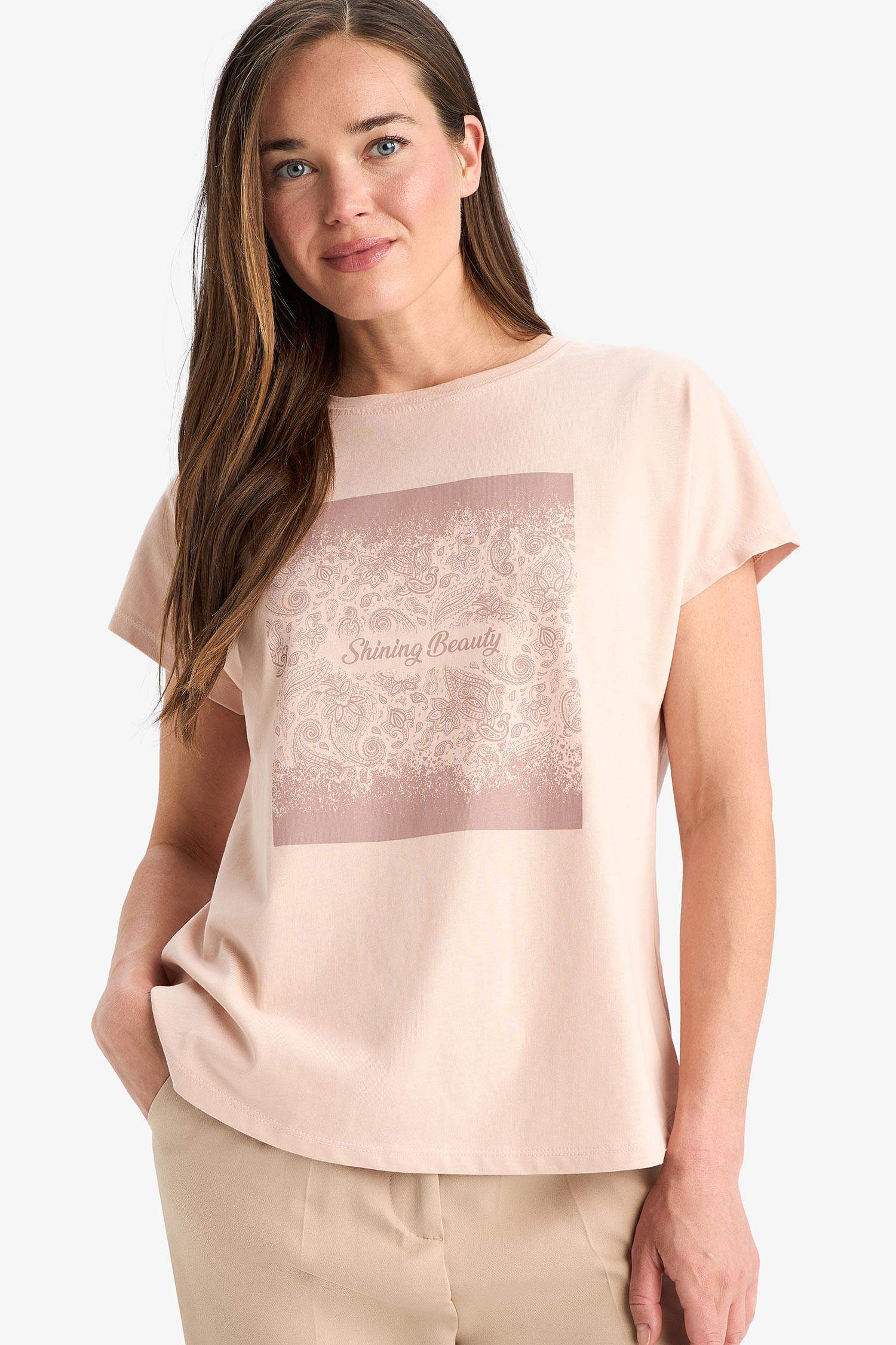 Regular Fit Bisiklet Yaka Etnik Desenli Kısa Kollu Tişört