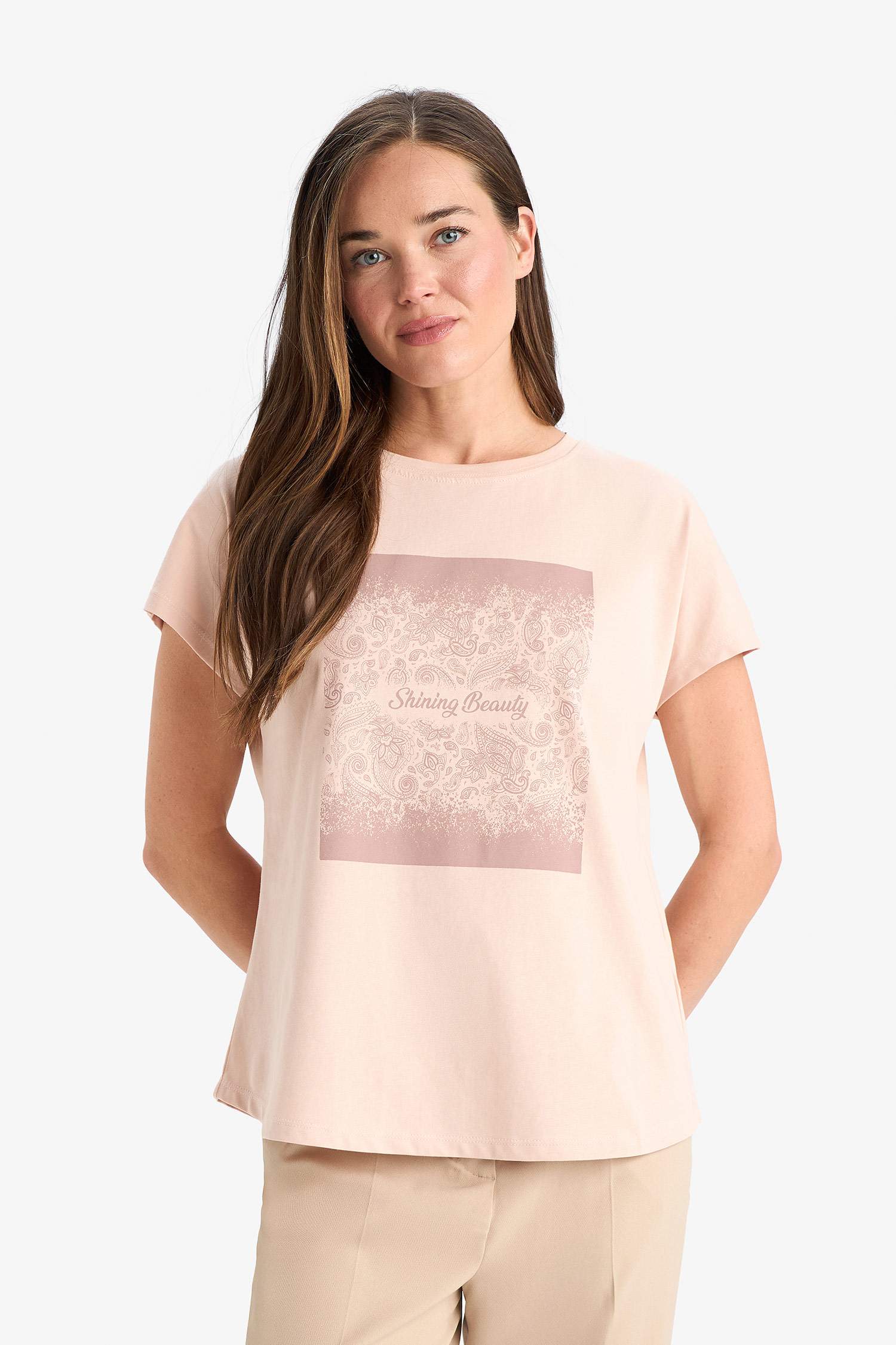 Regular Fit Bisiklet Yaka Etnik Desenli Kısa Kollu Tişört