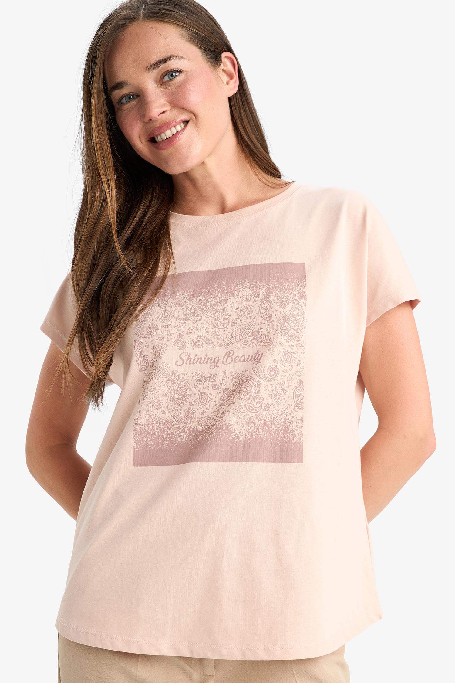 Regular Fit Bisiklet Yaka Etnik Desenli Kısa Kollu Tişört