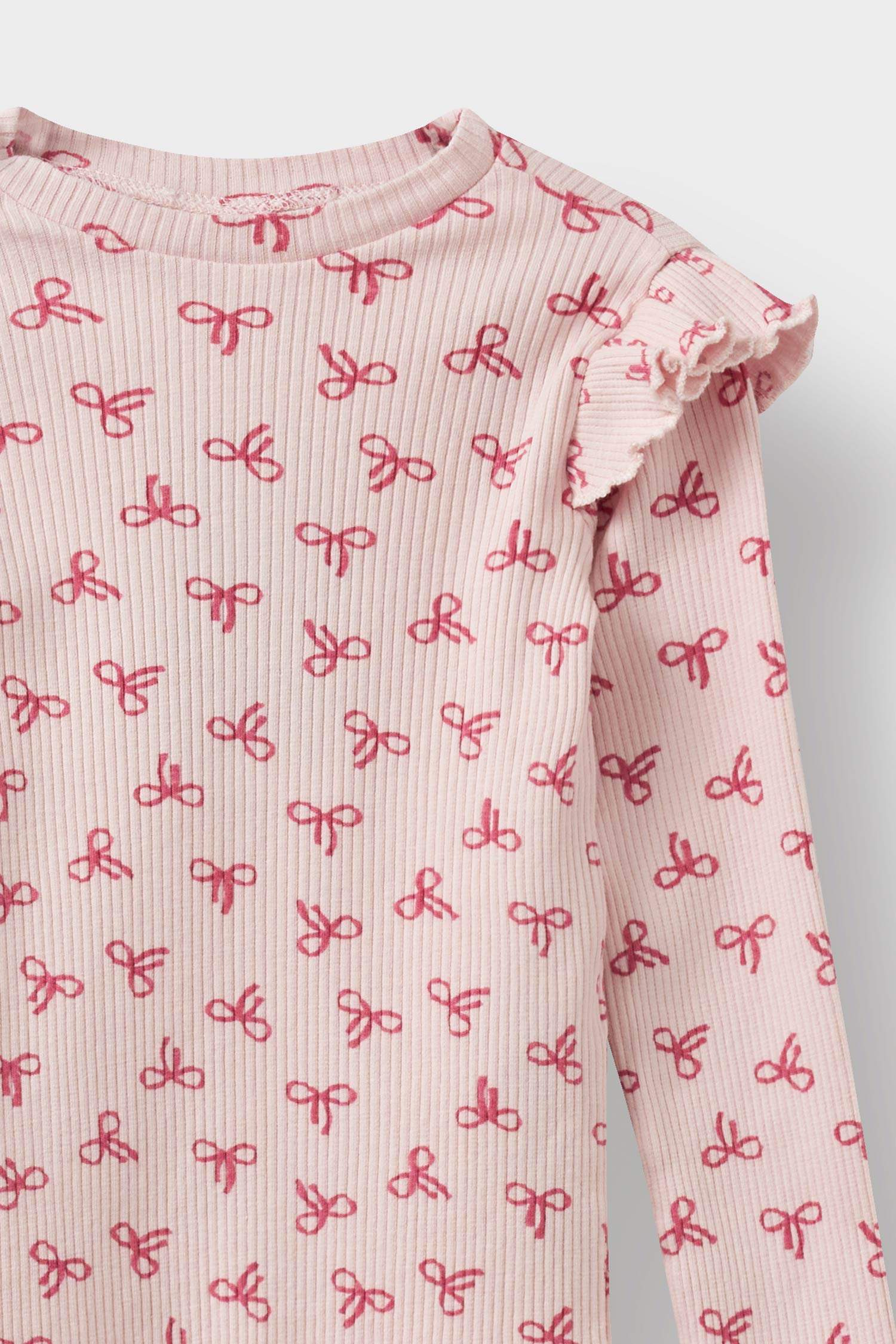 تيشيرت بنات كم طويل مضلع قصة عادية برقبة مستديرة