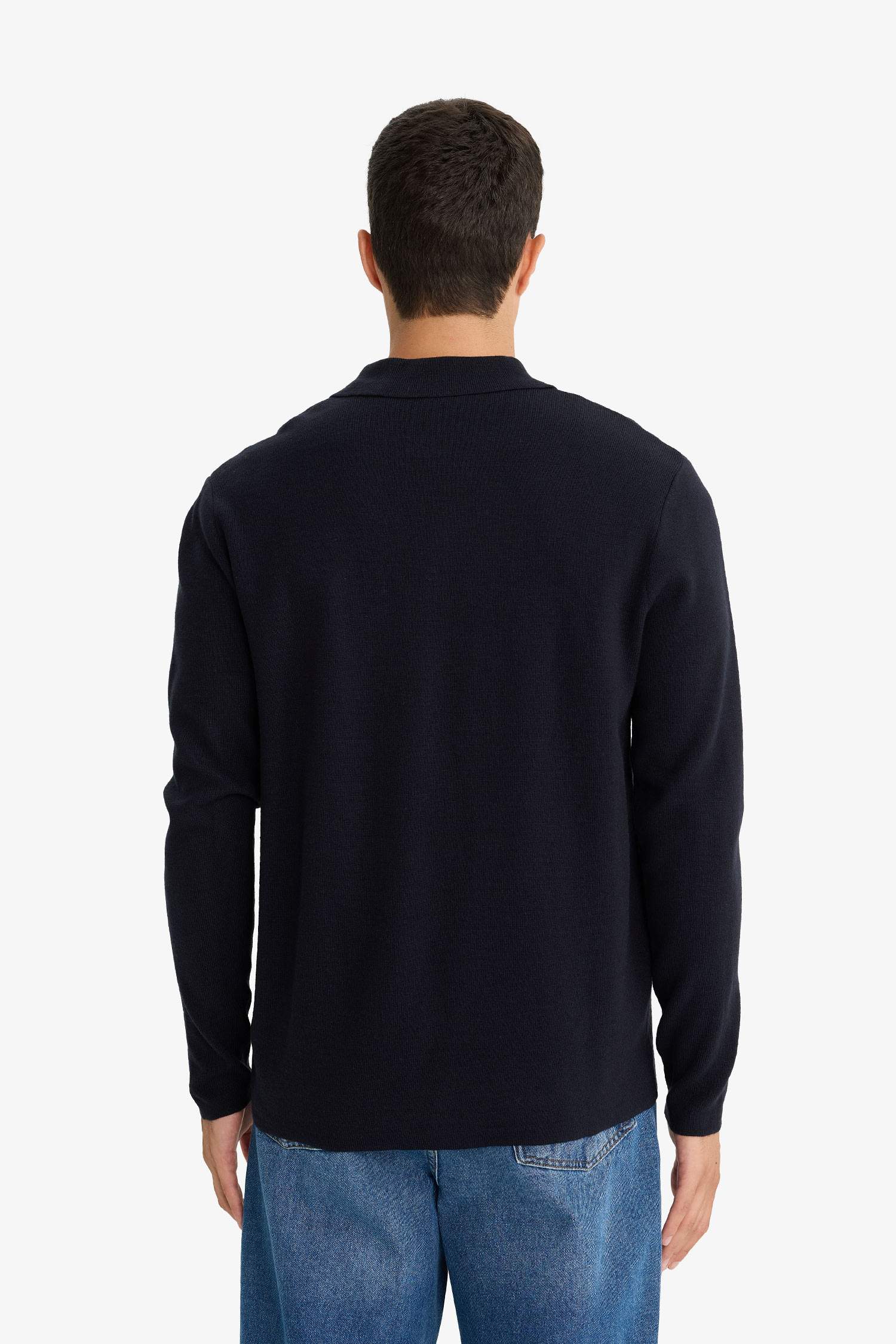 Standart Fit Polo Yaka Düğmeli Ön Cep Detaylı Triko Hırka