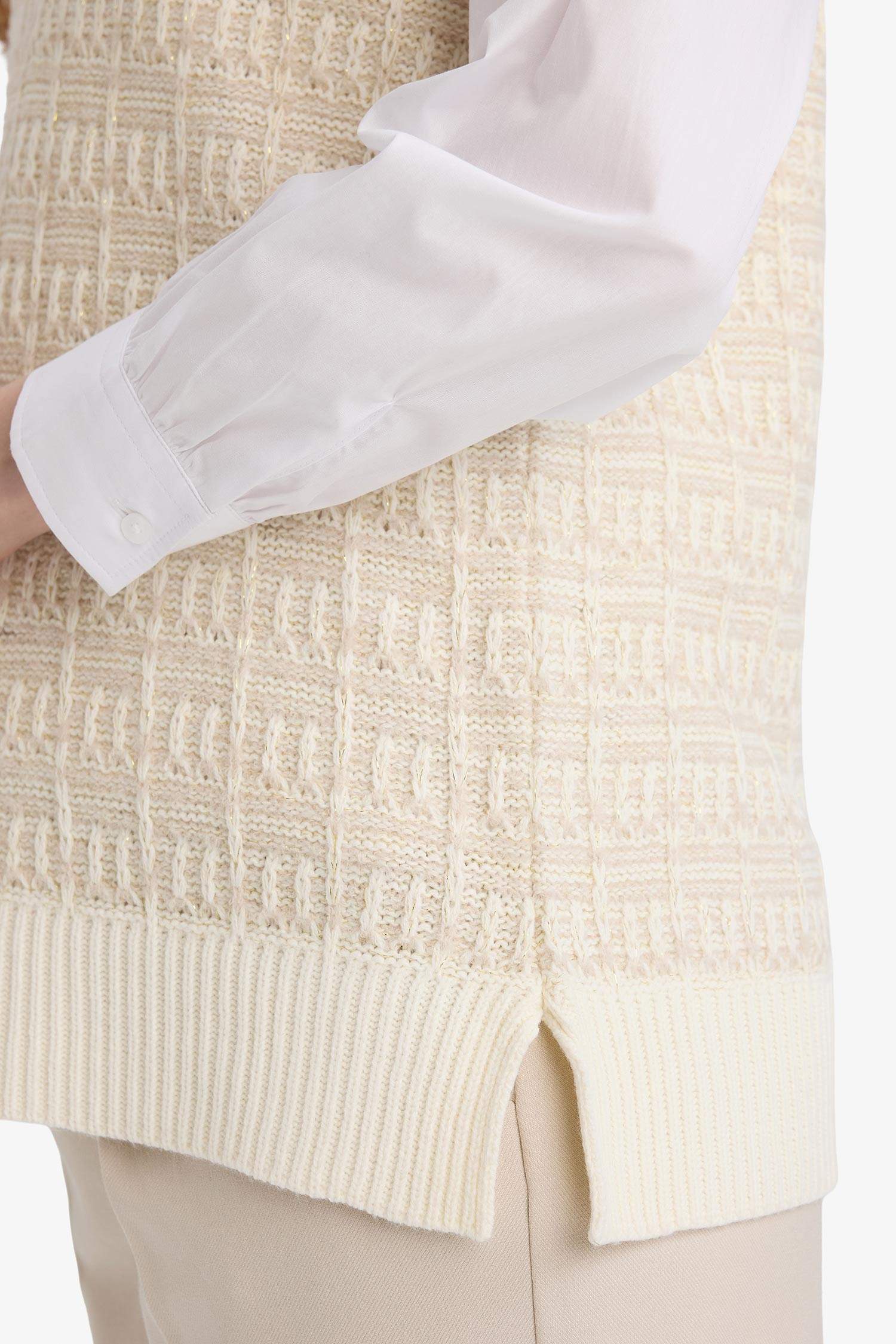 جيلي تريكو قصة فضفاضة بياقة V