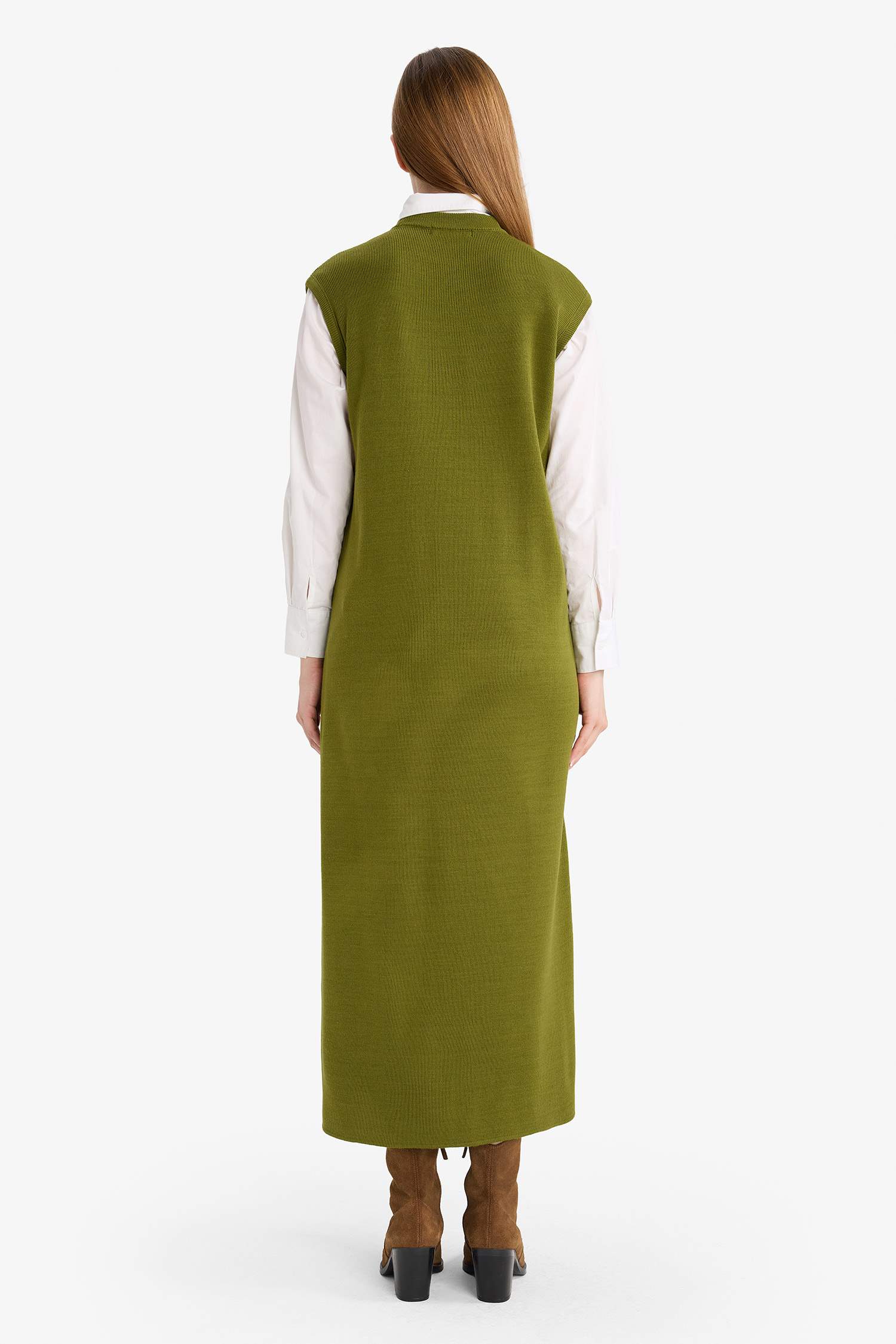 فيست تريكو بياقة عالية