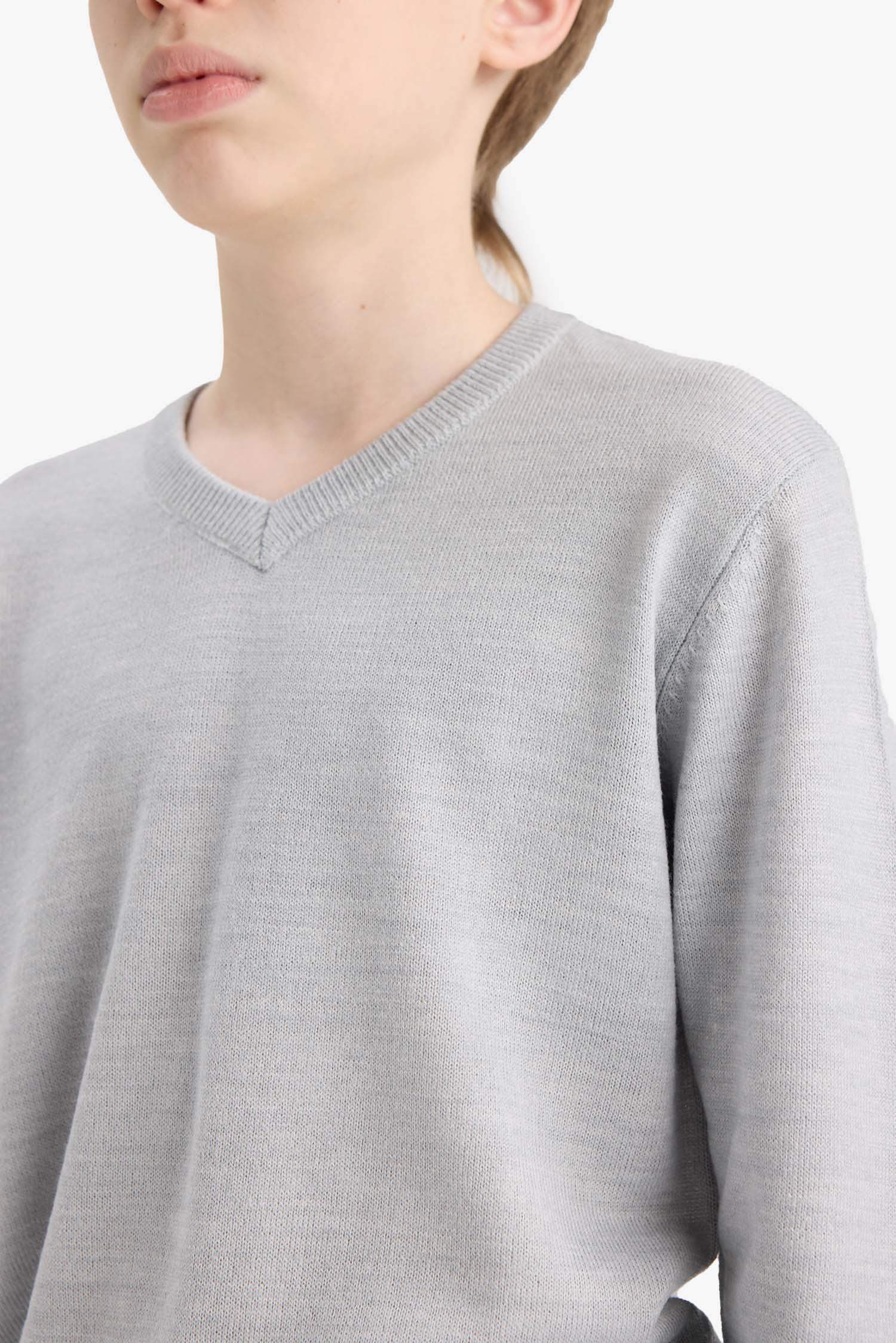 Erkek Çocuk Okul V Yaka Triko Kazak