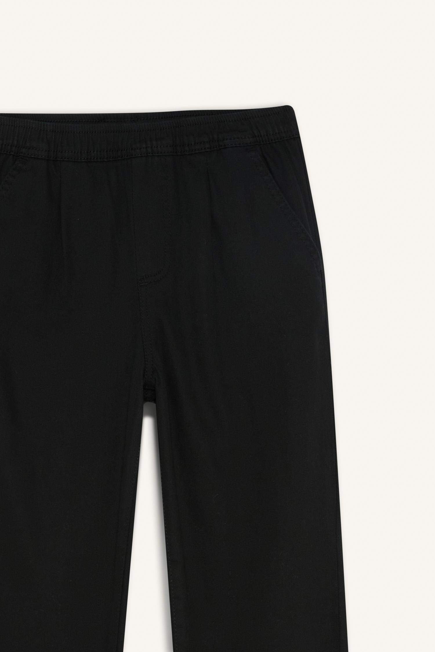 سروال جبردين أولاد قصة عادية برجل عادي