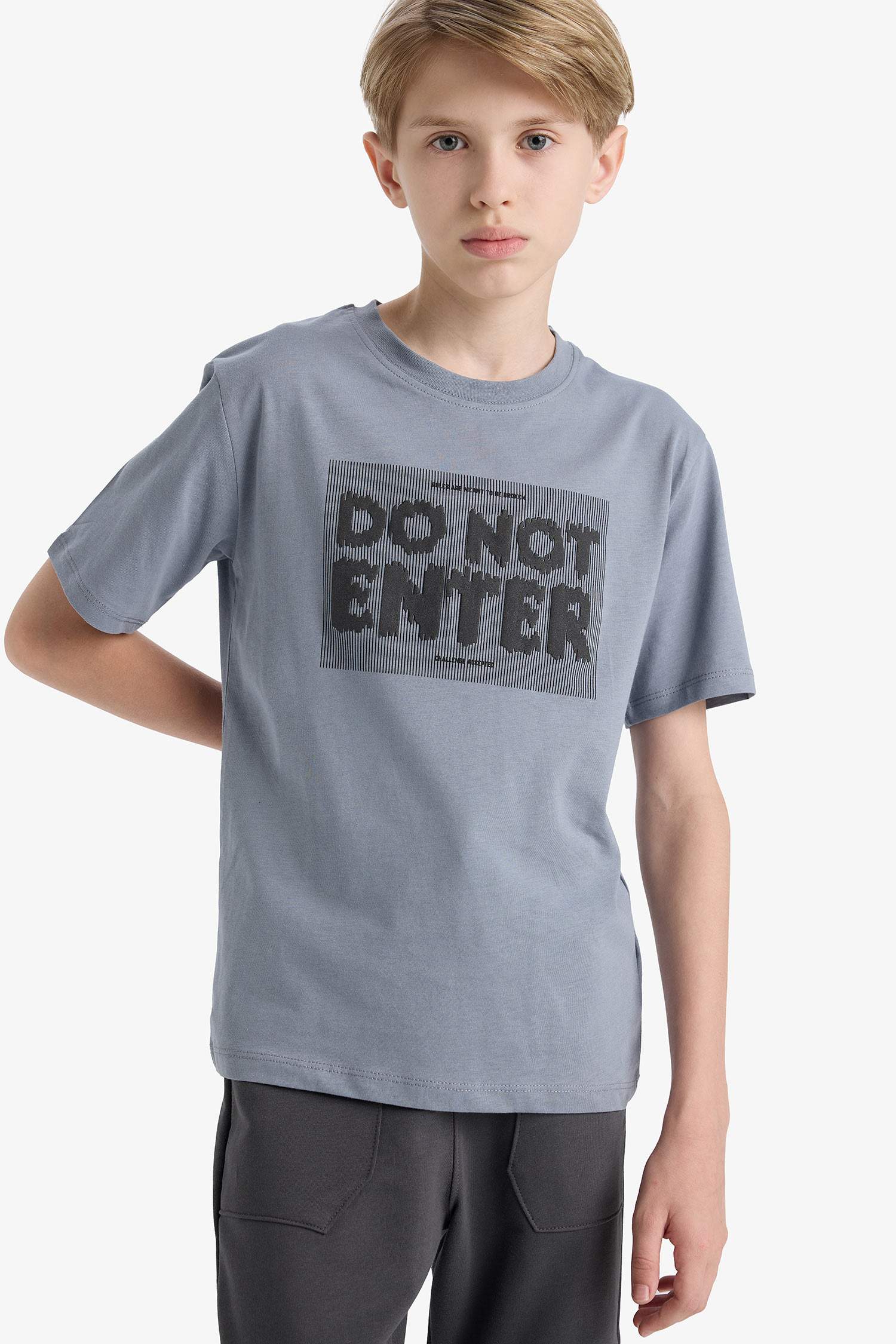 تيشيرت ولادي نص ردن مطبوع قصة عادية