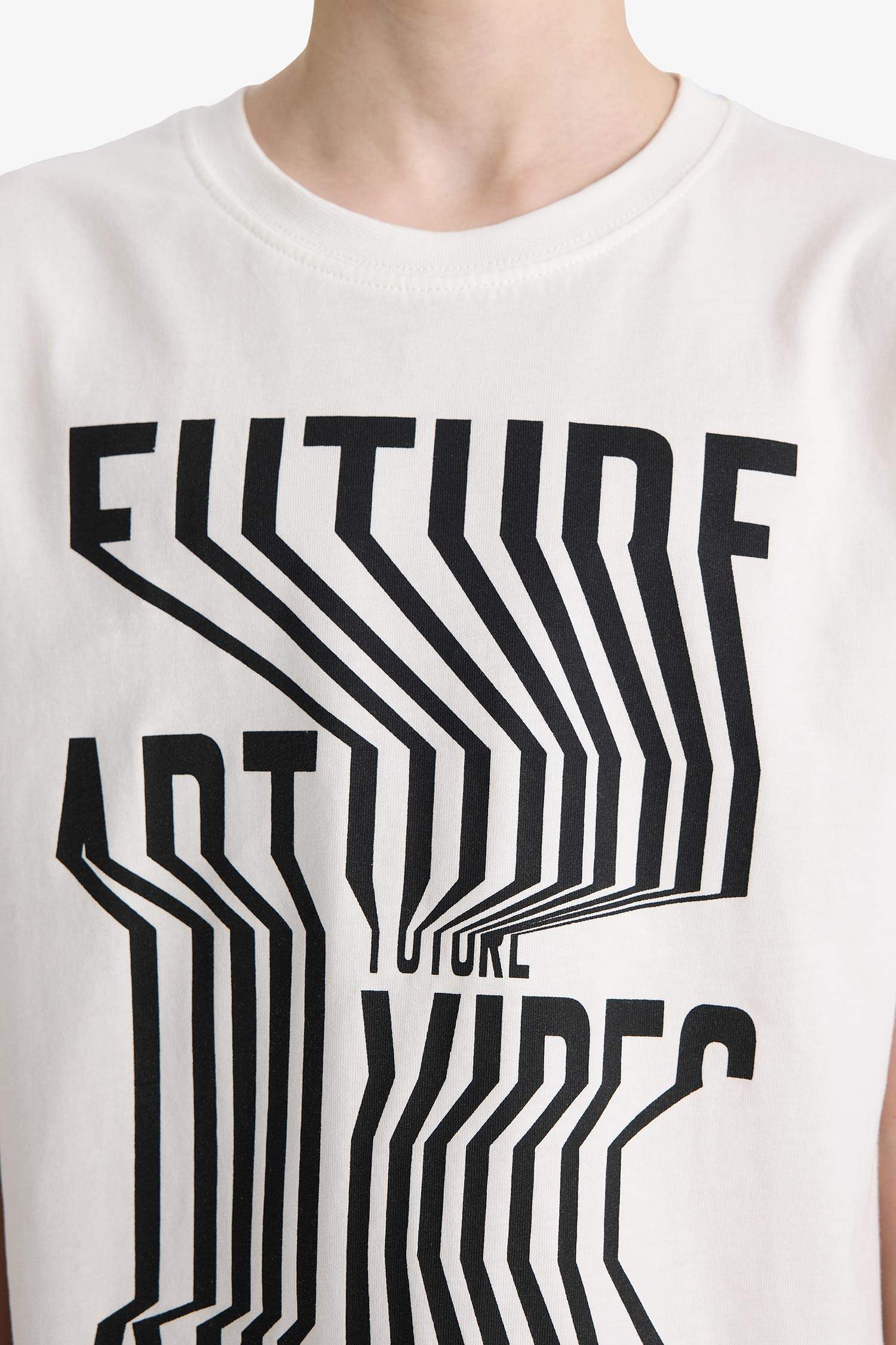 تيشيرت ولادي نص ردن مطبوع قصة عادية