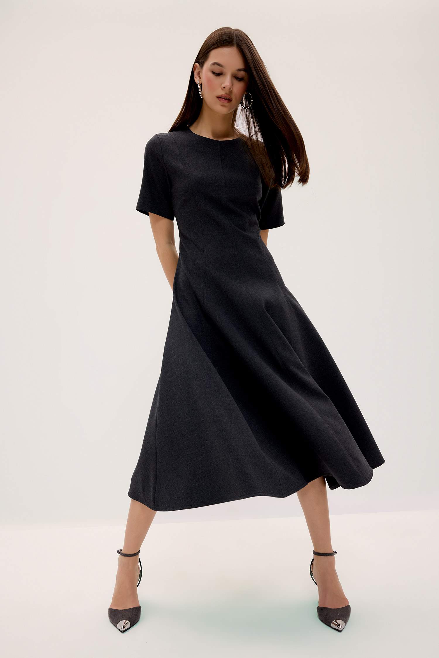 Bisiklet Yaka Basic Düz Kısa Kollu Midi Yazlık Elbise