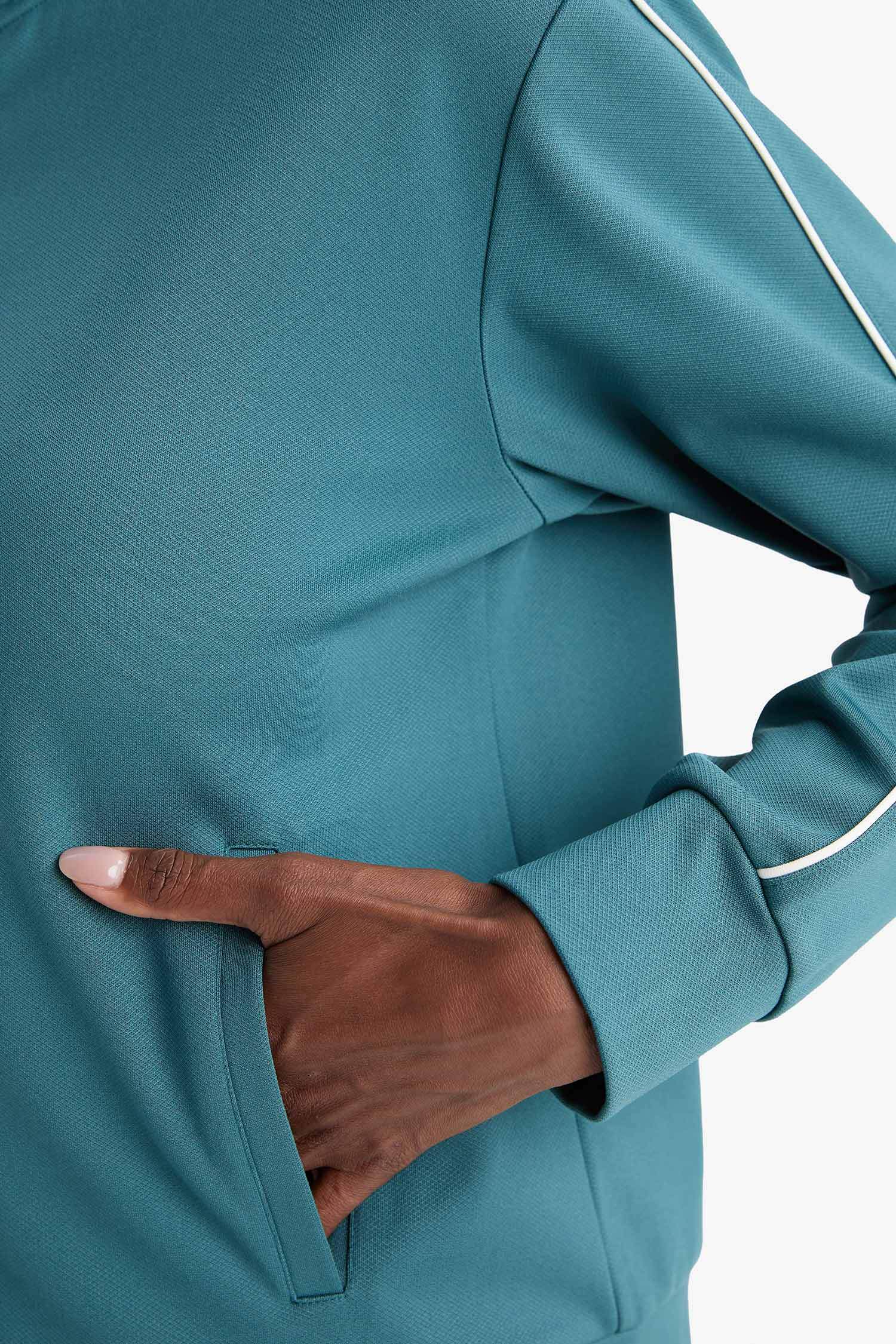 DeFactoFit Slim Fit Dar Kesim Dik Yaka İçi Yumuşak Tüylü Fermuarlı Hırka 