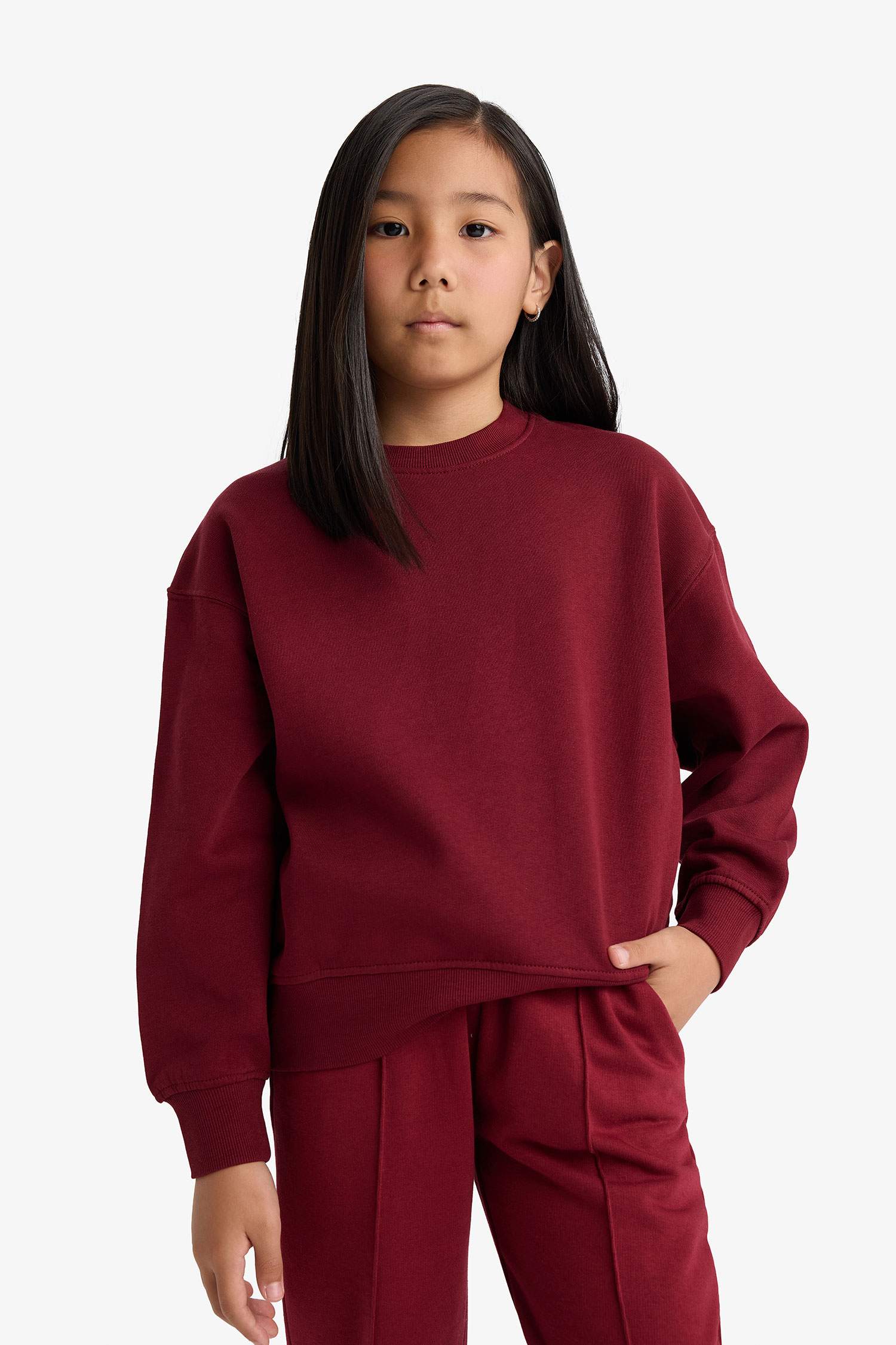 Қыздарға релакс пішімі дөңгелек жаға Свитер