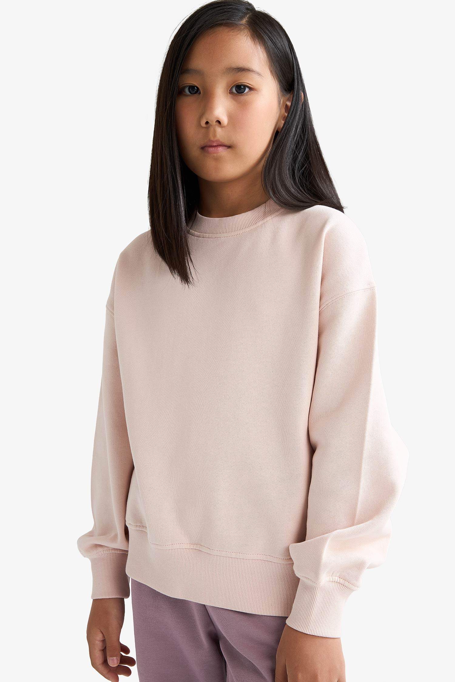 Қыздарға релакс пішімі дөңгелек жаға Свитер