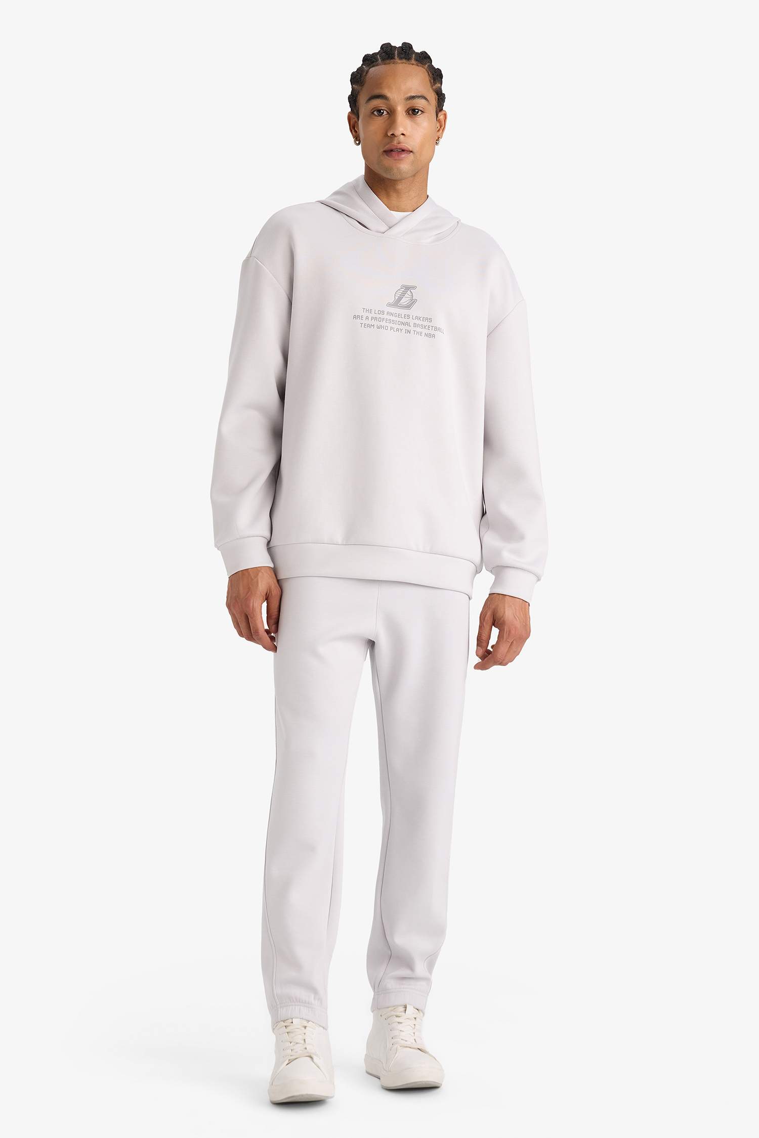 NBA Los Angeles Lakers Boxy Fit Kapüşonlu Skuba Dalgıç Kumaş Sırt Baskılı Sweatshirt