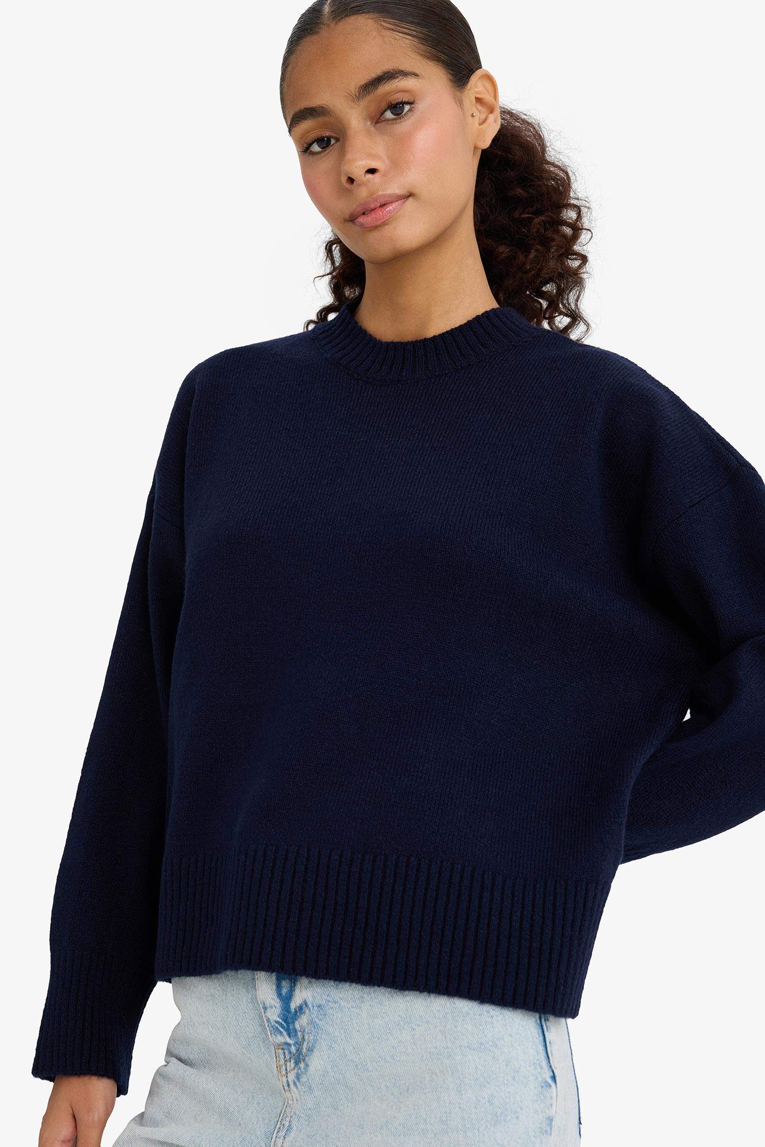 Oversize Fit Crew Neck Knitwear Pullover