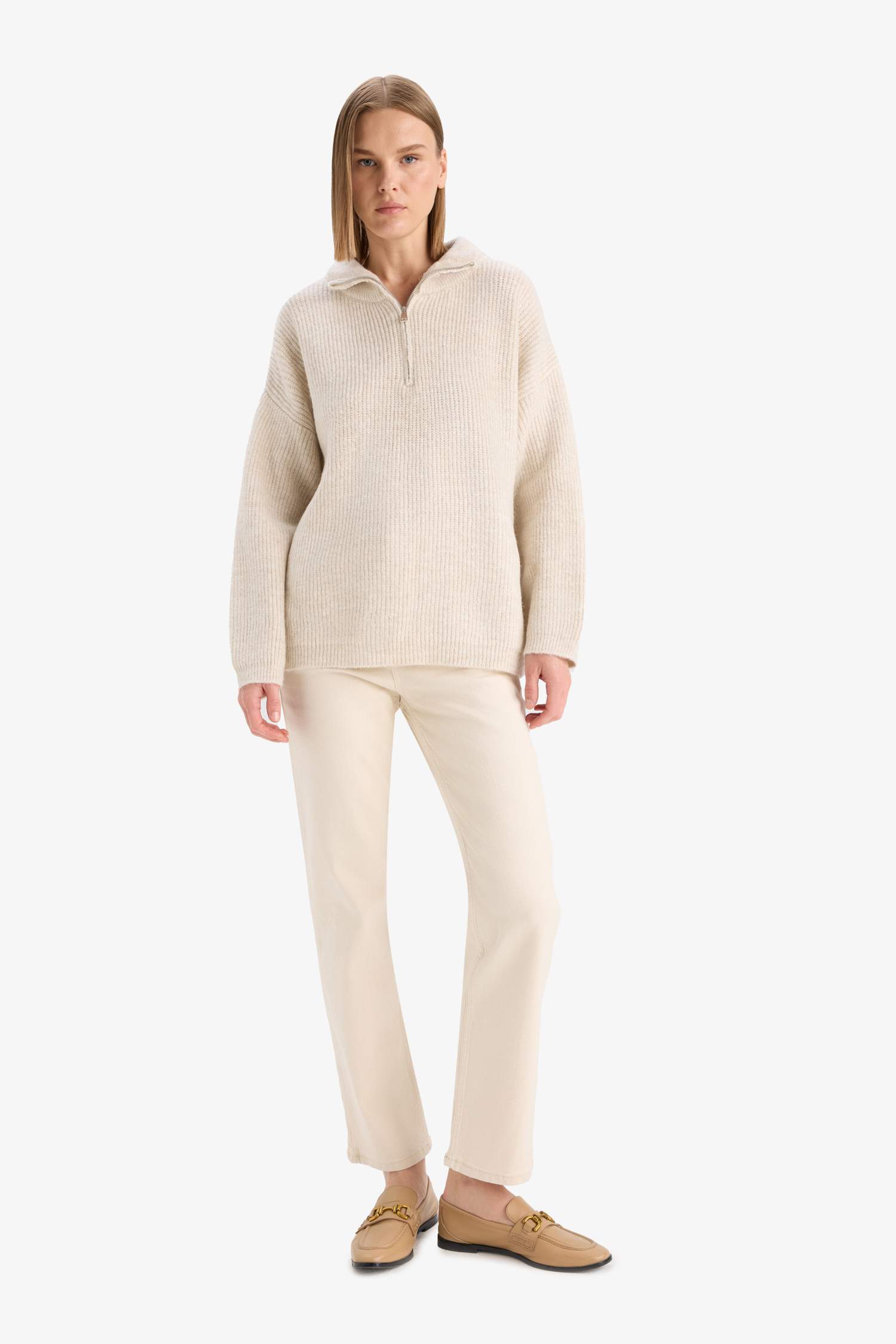 بلوز تريكو قصة مريحة وياخة عالية بسحاب