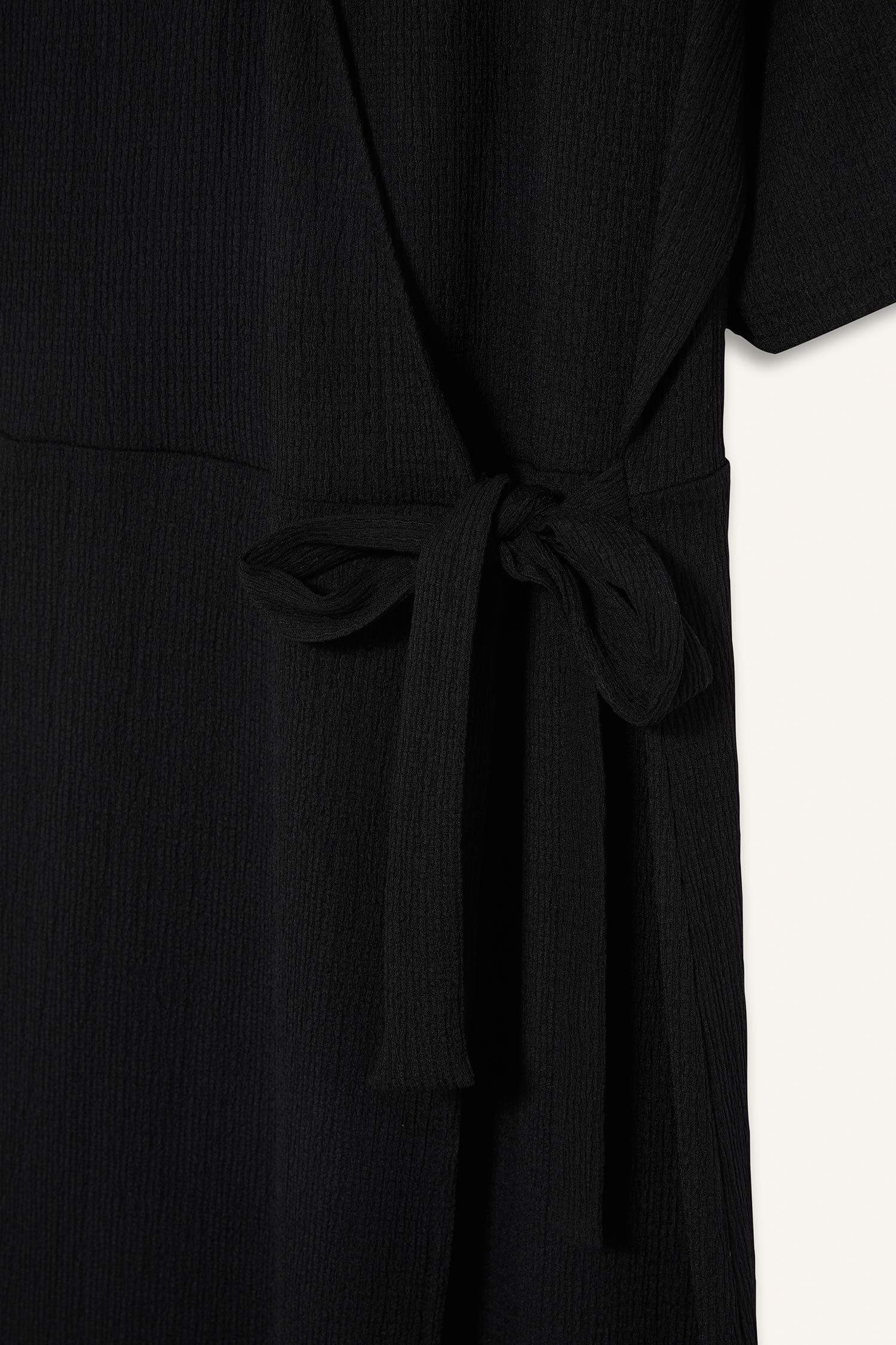 Regular Fit V-Neck Dress