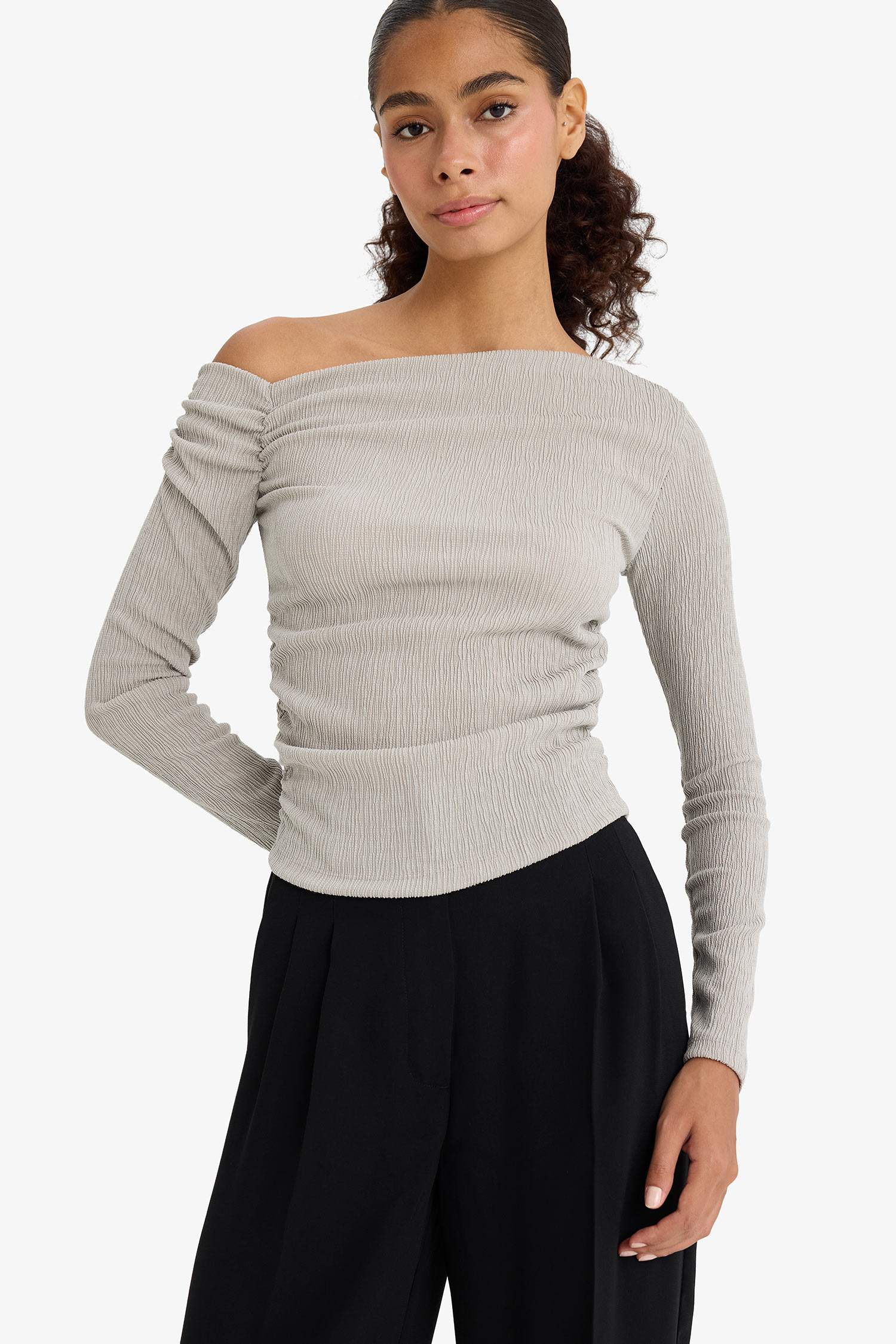 Slim Fit One Shoulder Crepe T-Shirt