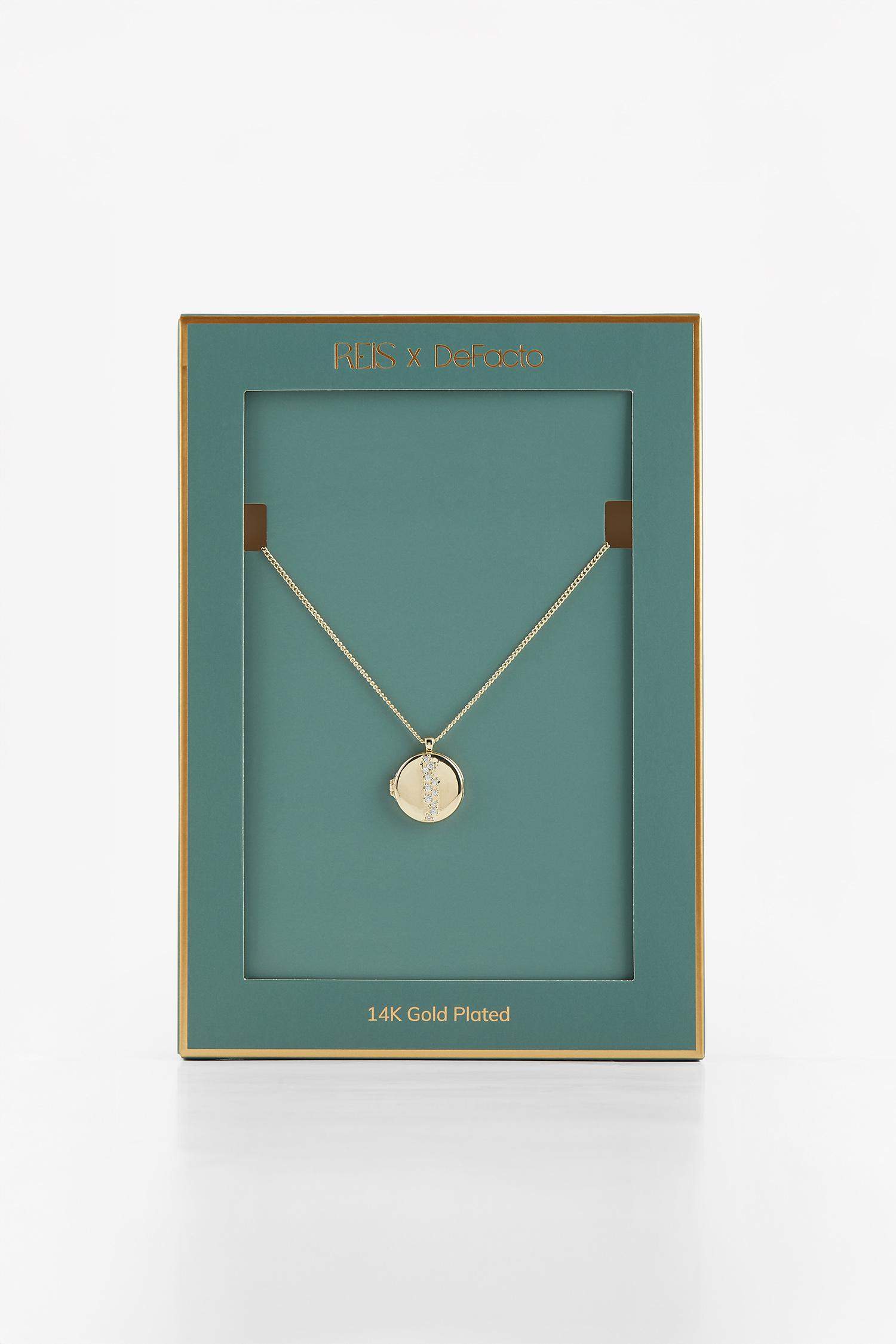 Reis x DeFacto 14 Ayar Altın Kaplama Queen Parla Kadın Yuvarlak Fotoğraf Çerçeveli Gold Kolye