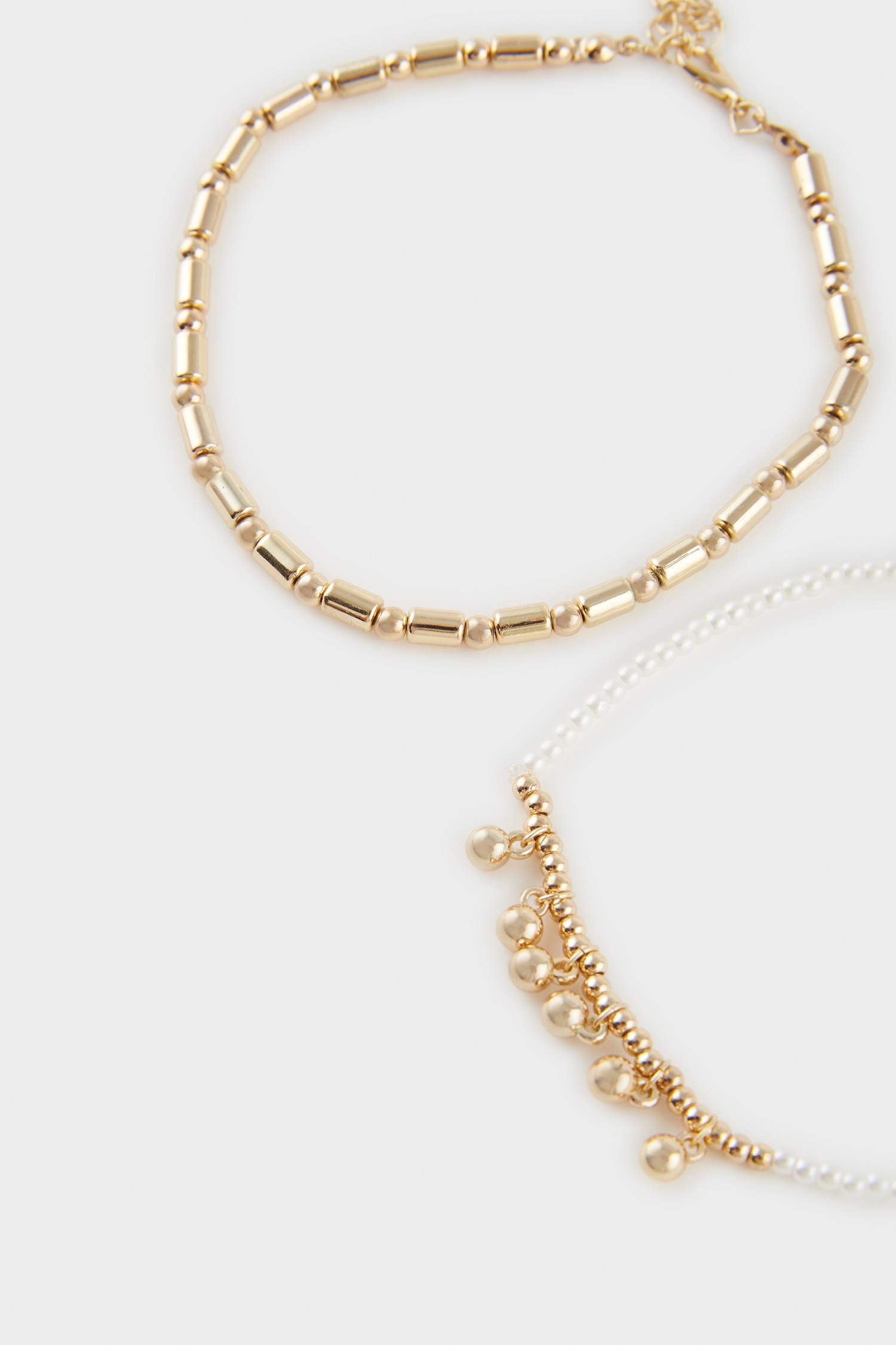 اسورة من 4 قطع