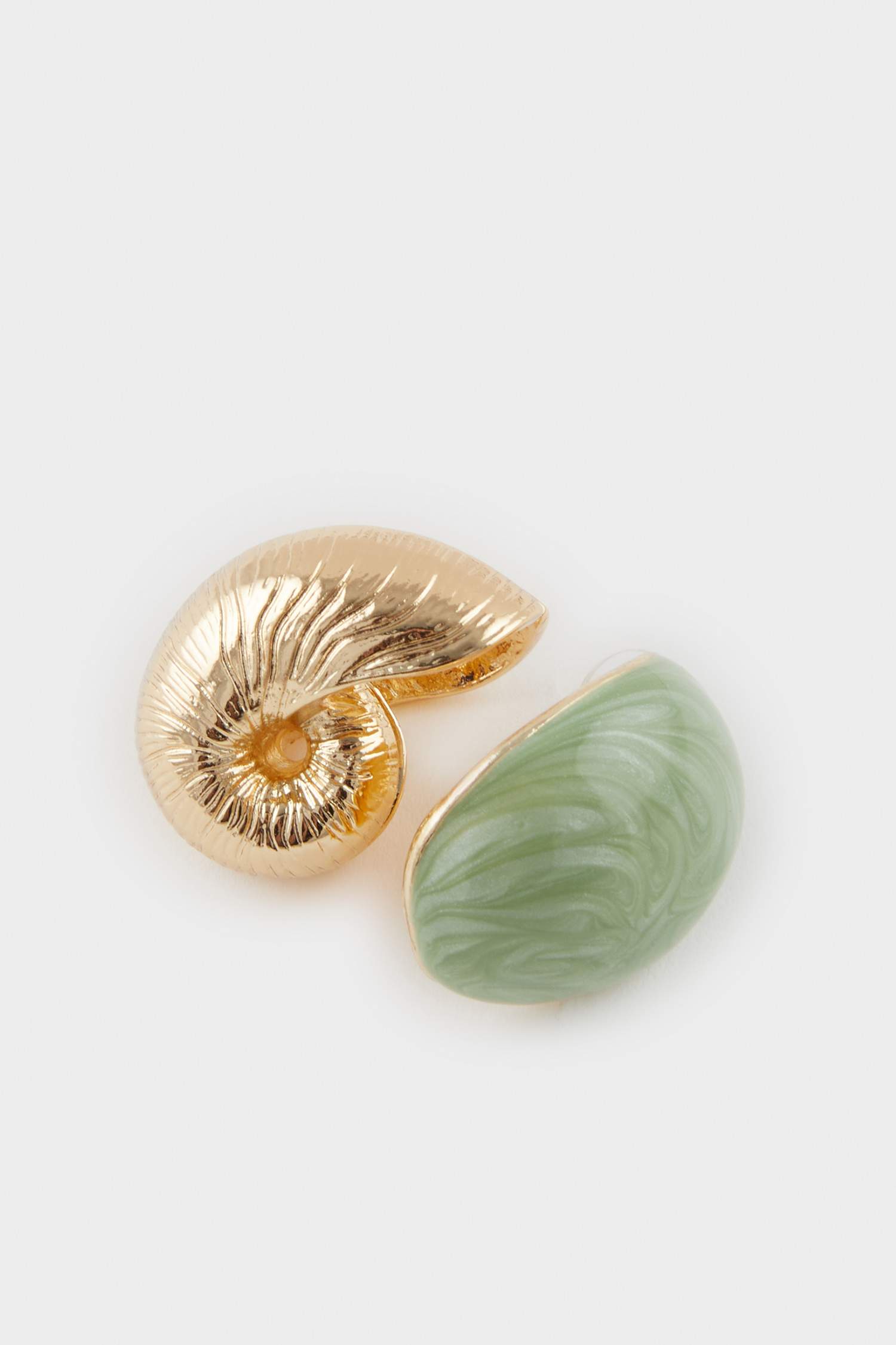 Kadın 2'li Deniz Temalı Küpe