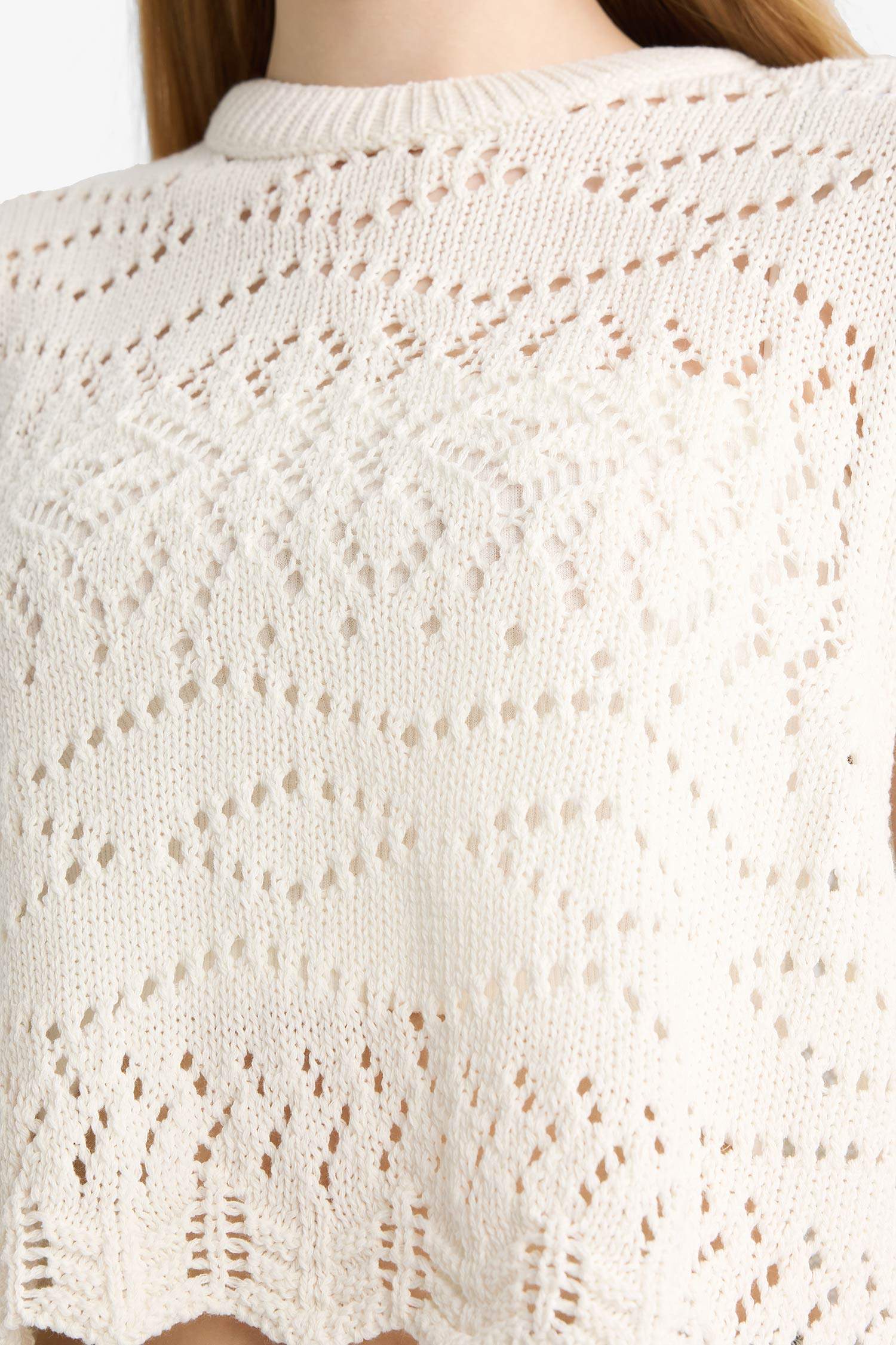 Slim Fit Dar Kesim Bisiklet Yaka Yan Bağcıklı Kroşe Süveter