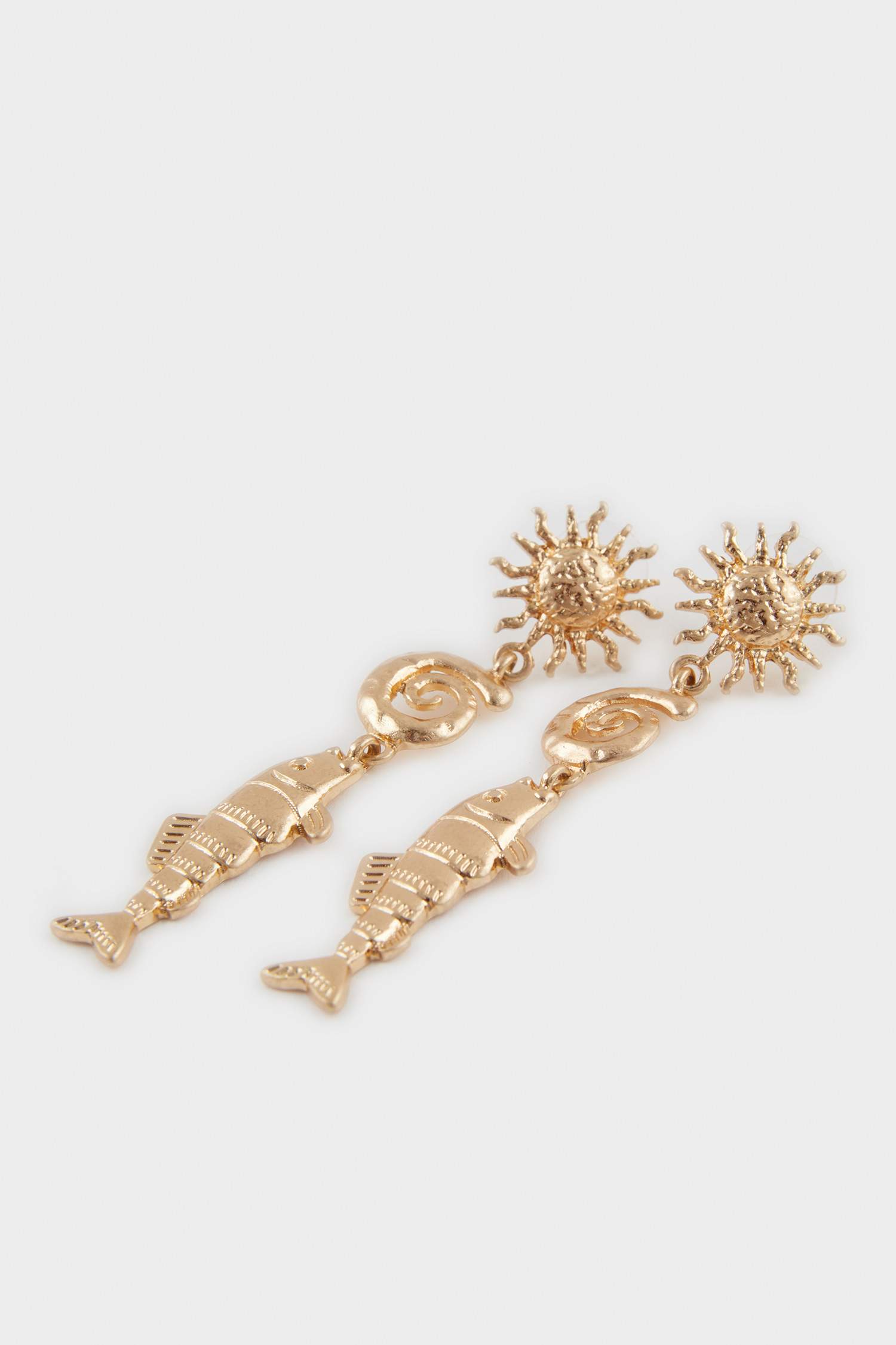 Kadın Gold Balık Detaylı Küpe