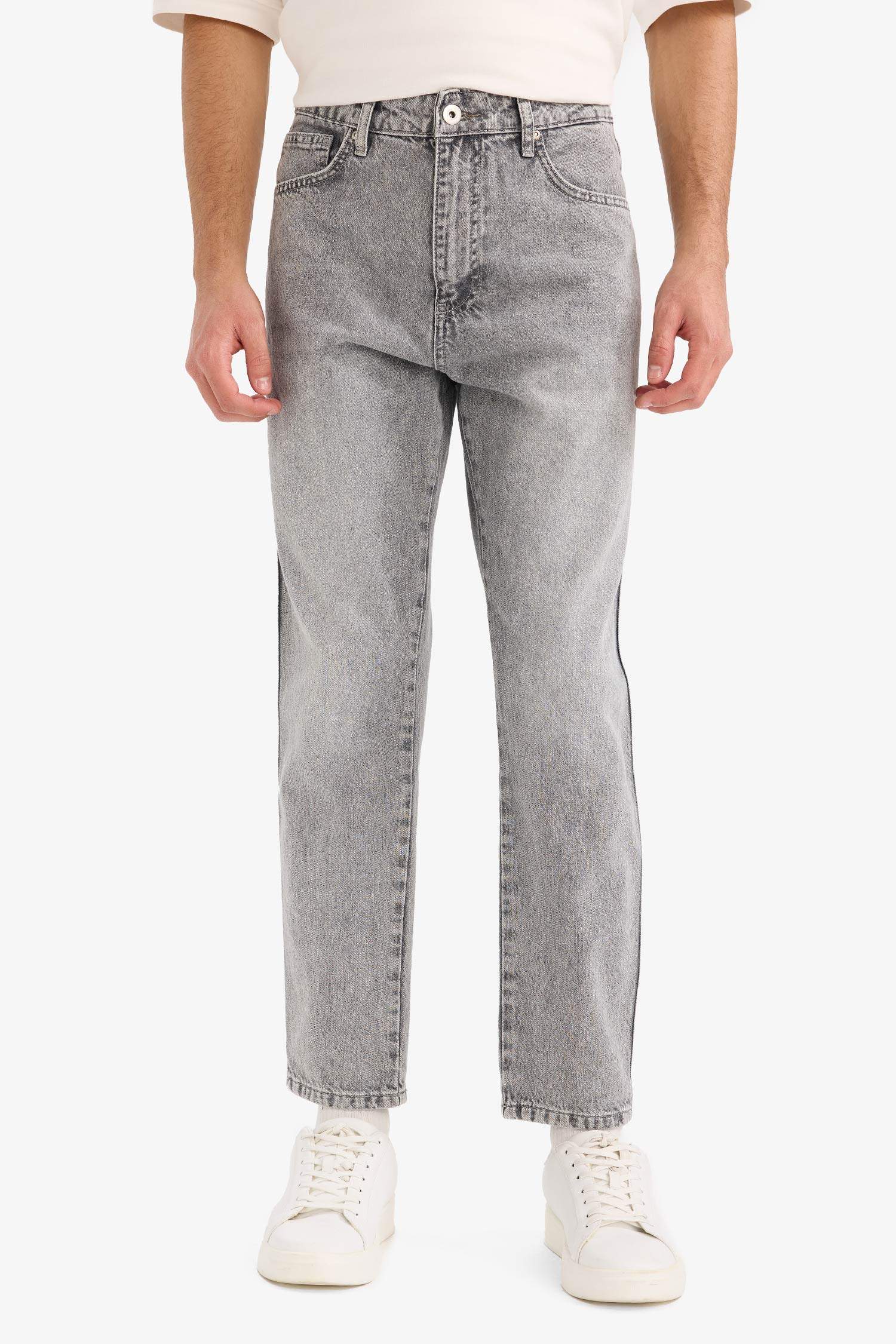 90’S Slim Fit Trousers