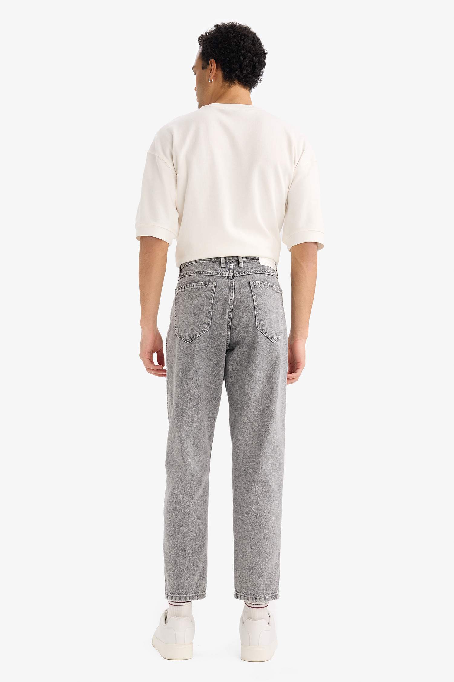 90’S Slim Fit Denim Trousers