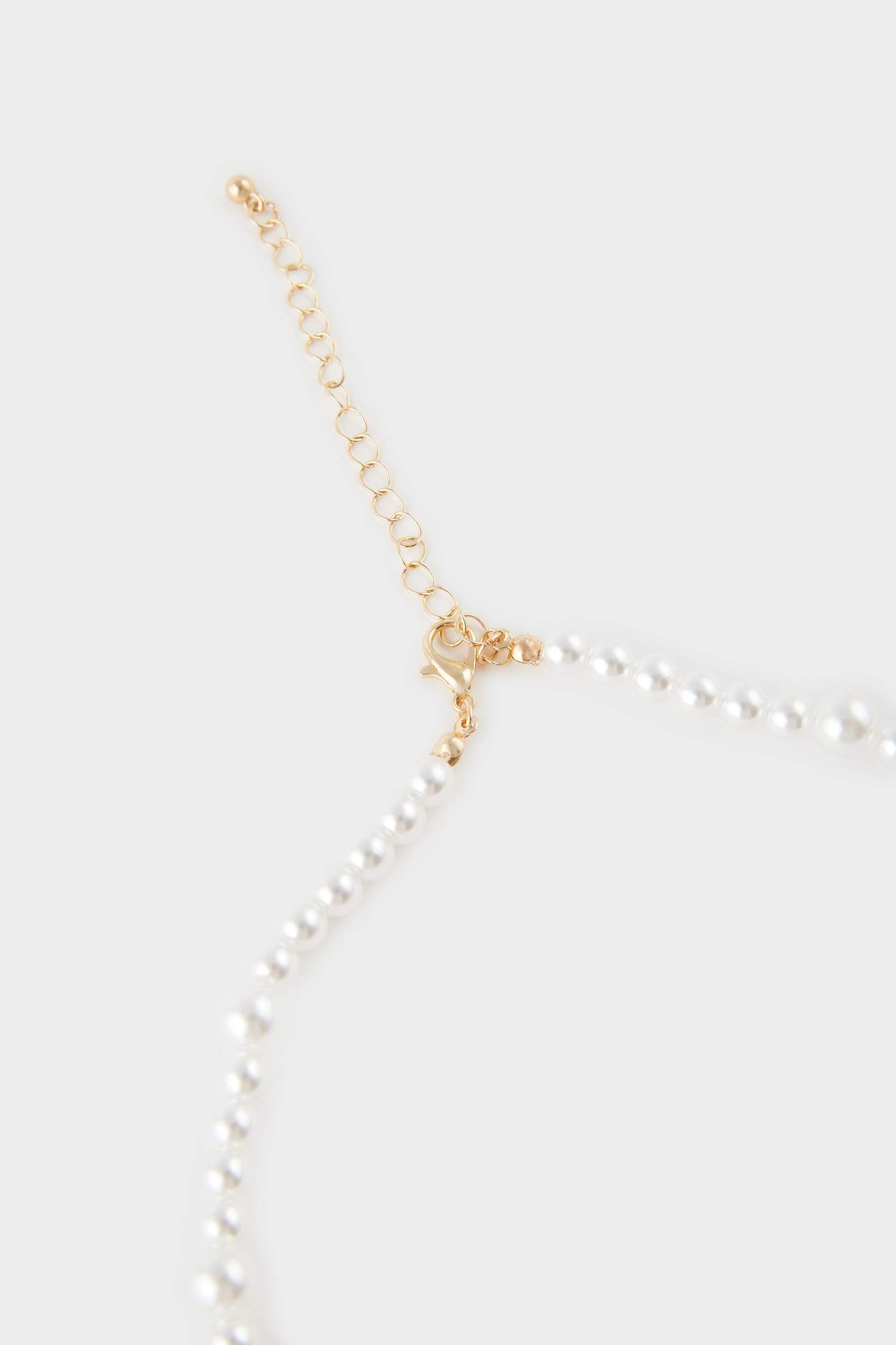 Woman Pearl Gold Charm Necklace