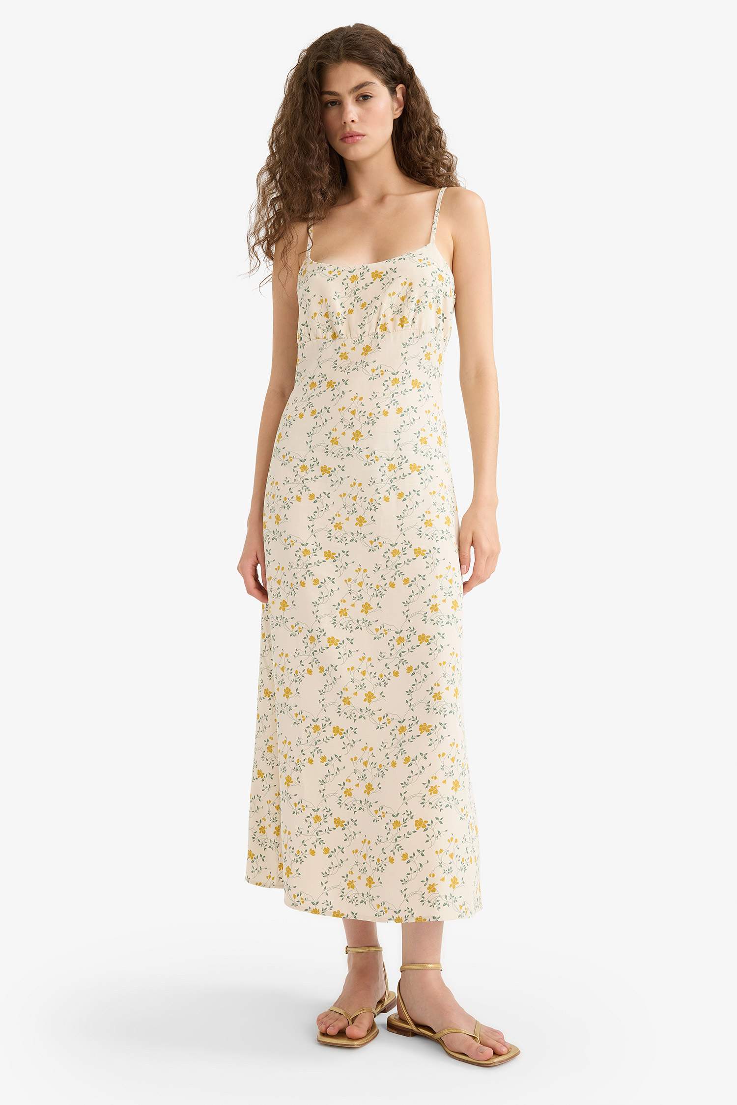 Robe mi-longue fleurie en lin mélangé à bretelles