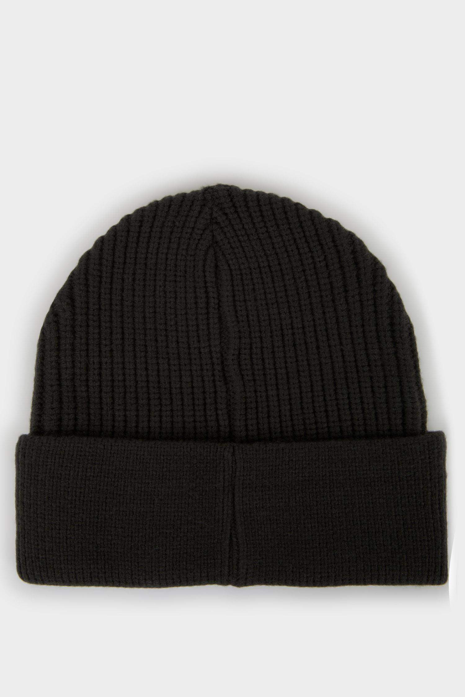 Man Knit Beanie
