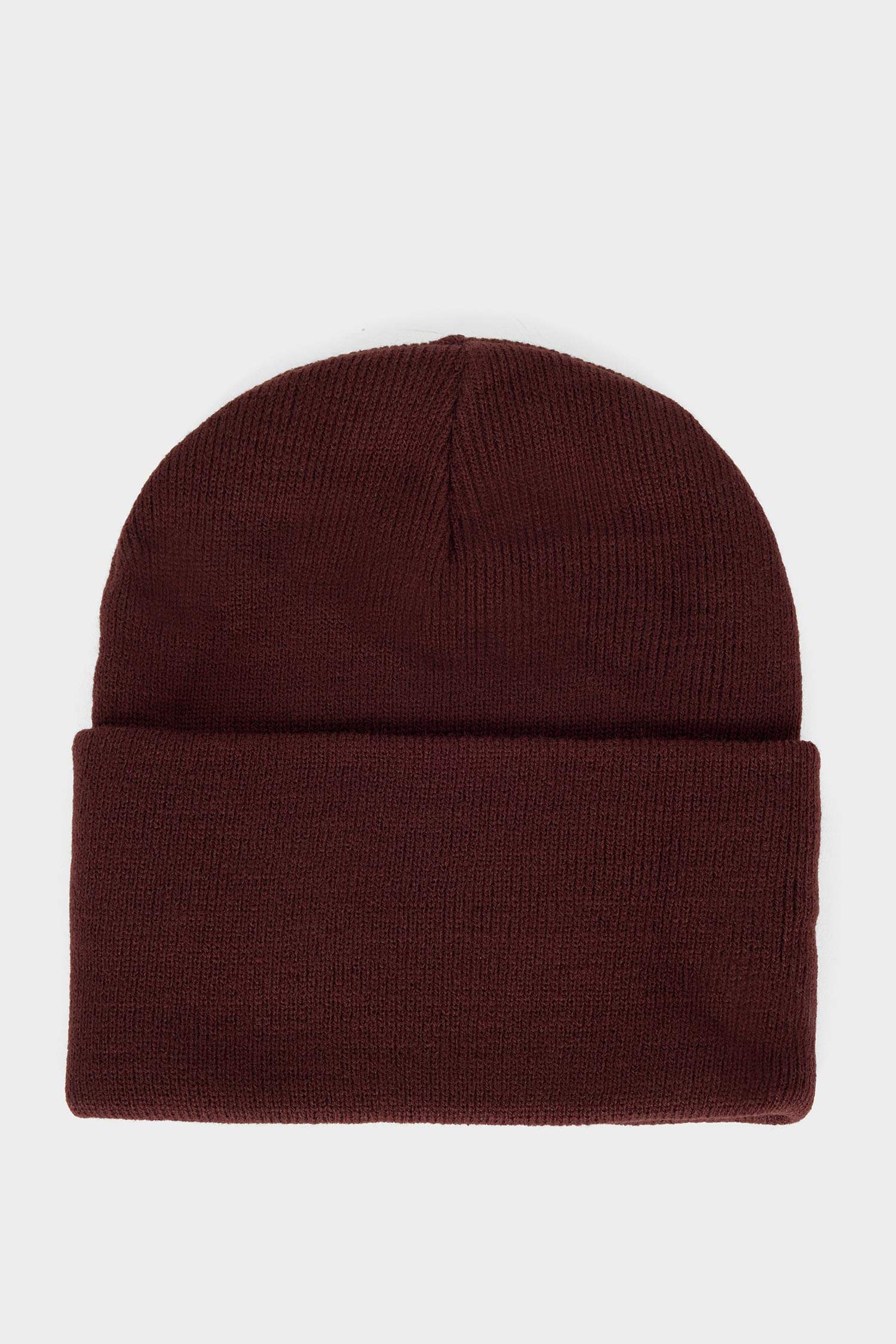 Man Woven Labeled Knit Beanie