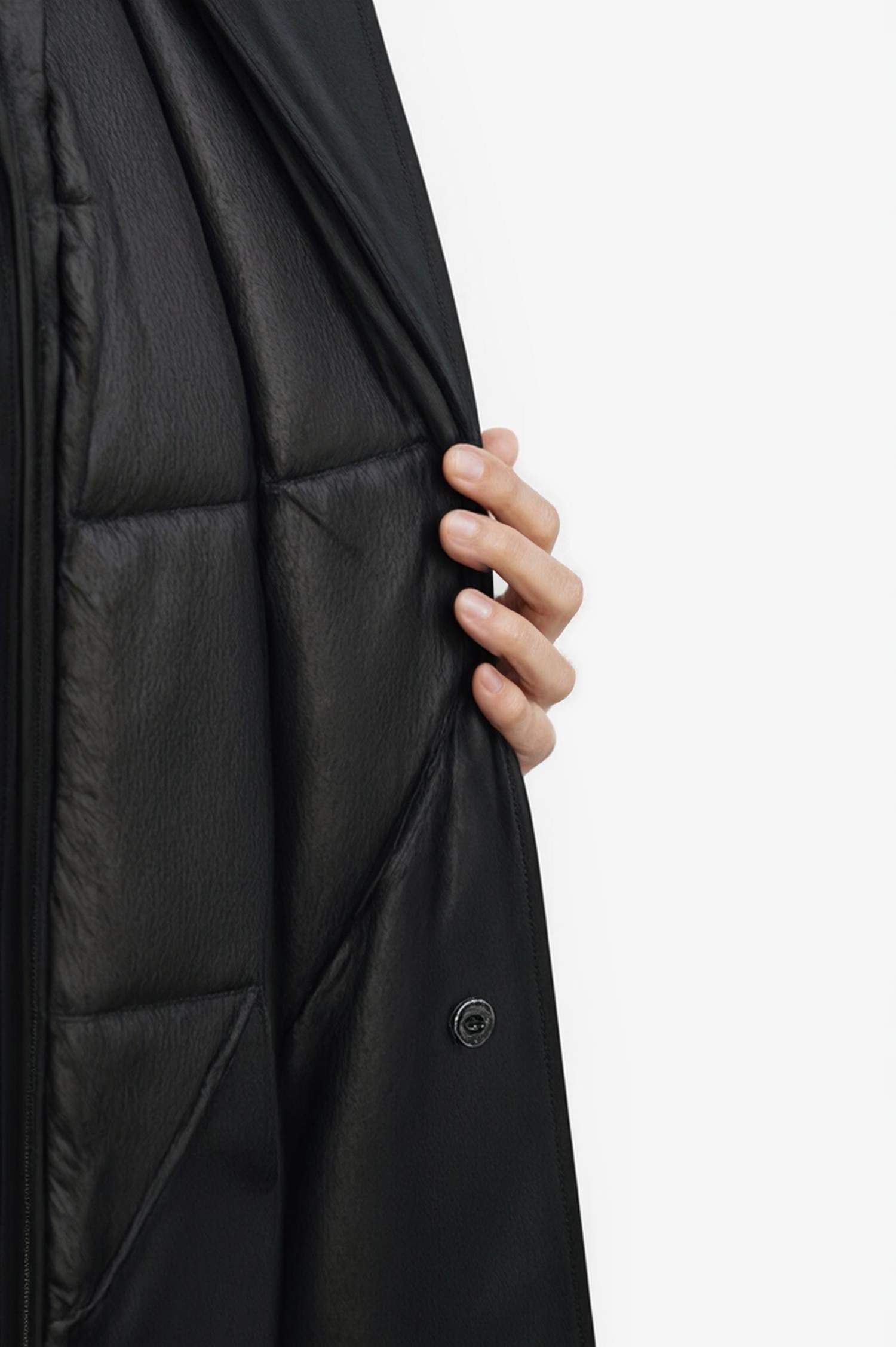 Regular Fit Kapüşonlu Çıtçıtlı Cepli Kapitoneli Parka