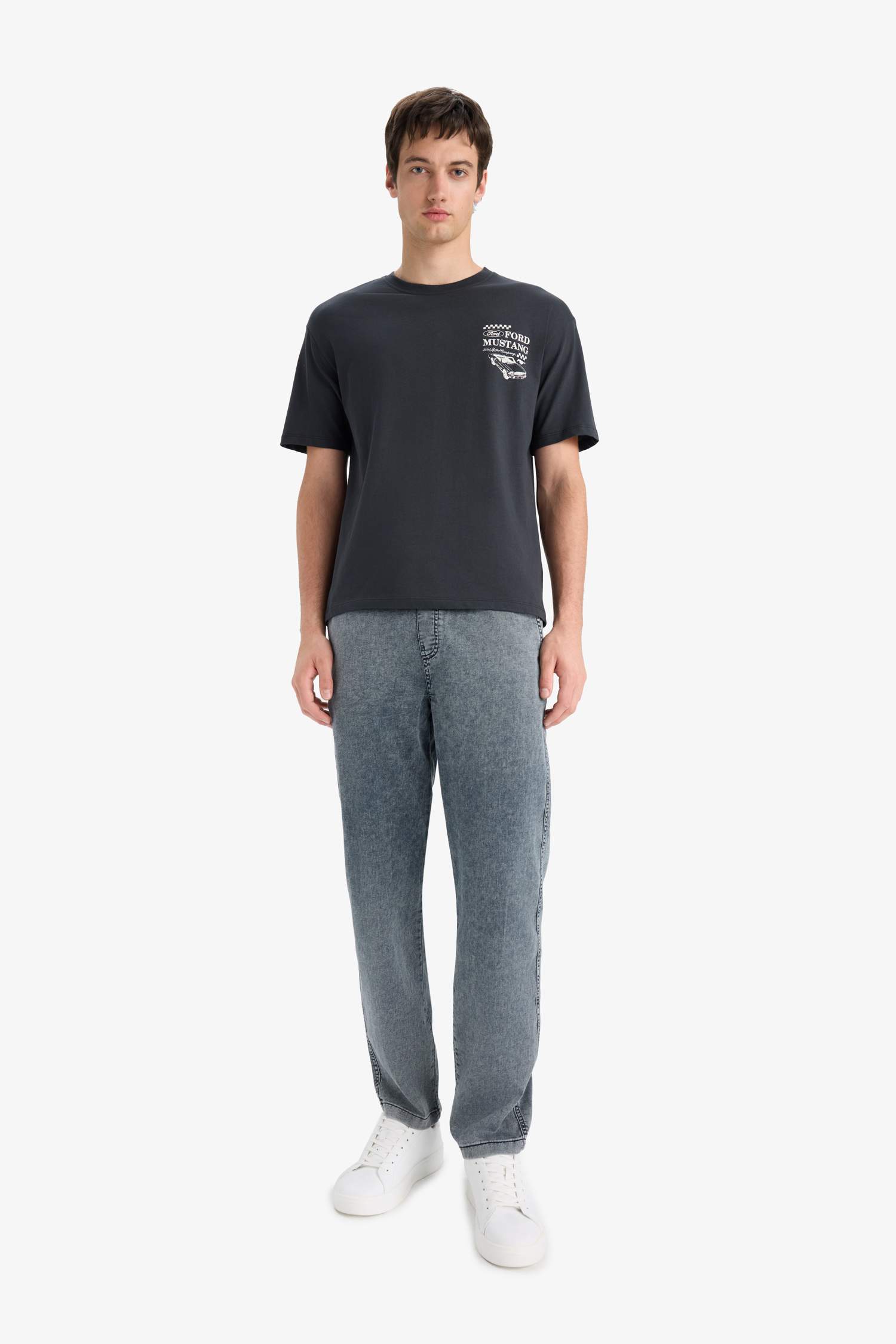 %100 Pamuk Ford Motor Company Boxy Fit Bisiklet Yaka Sırt Baskılı Kısa Kollu Tişört