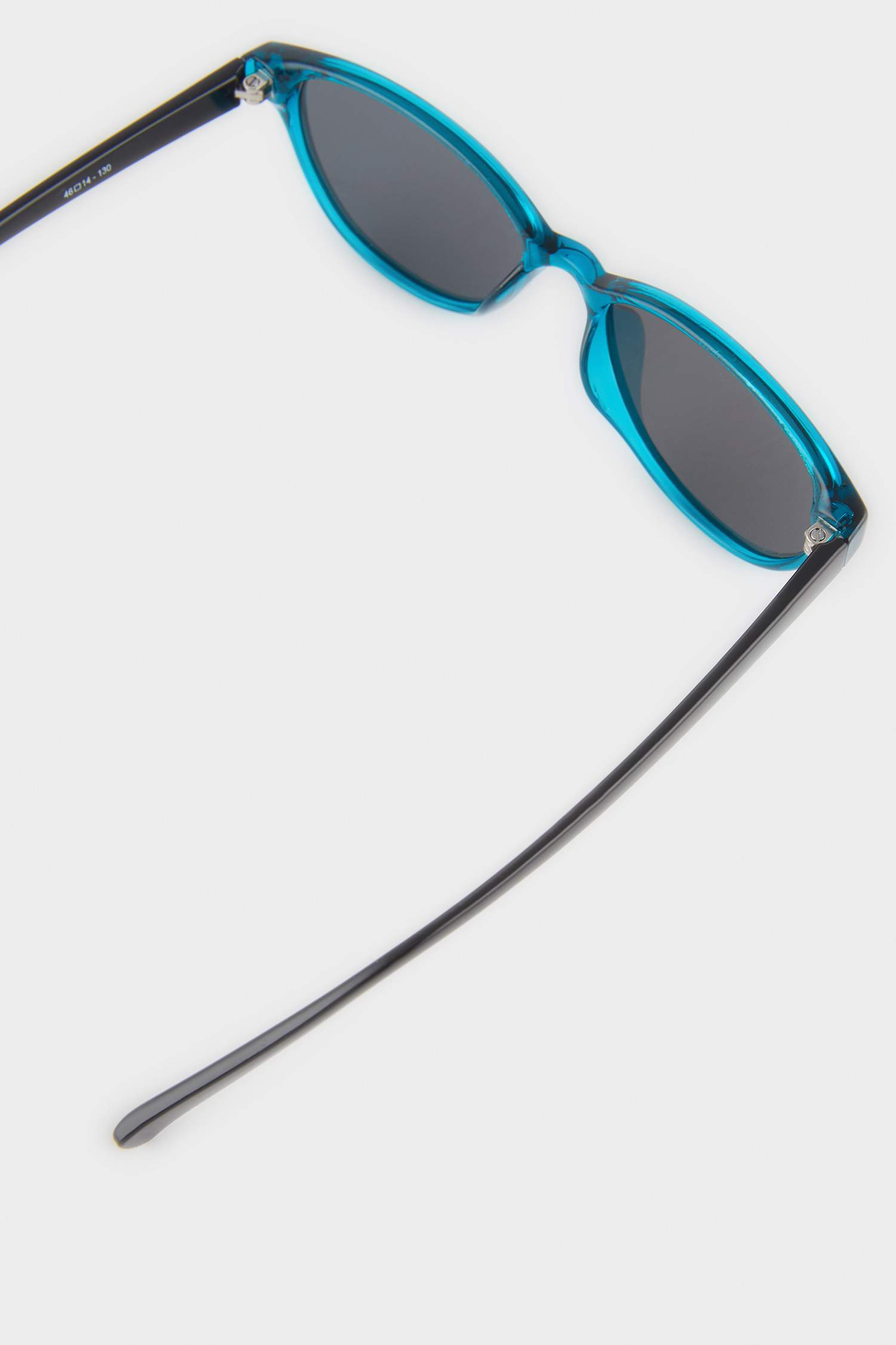 Kız Çocuk Yuvarlak Mavi Plastik Çerçeve Siyah Cam Polarize Güneş Gözlüğü