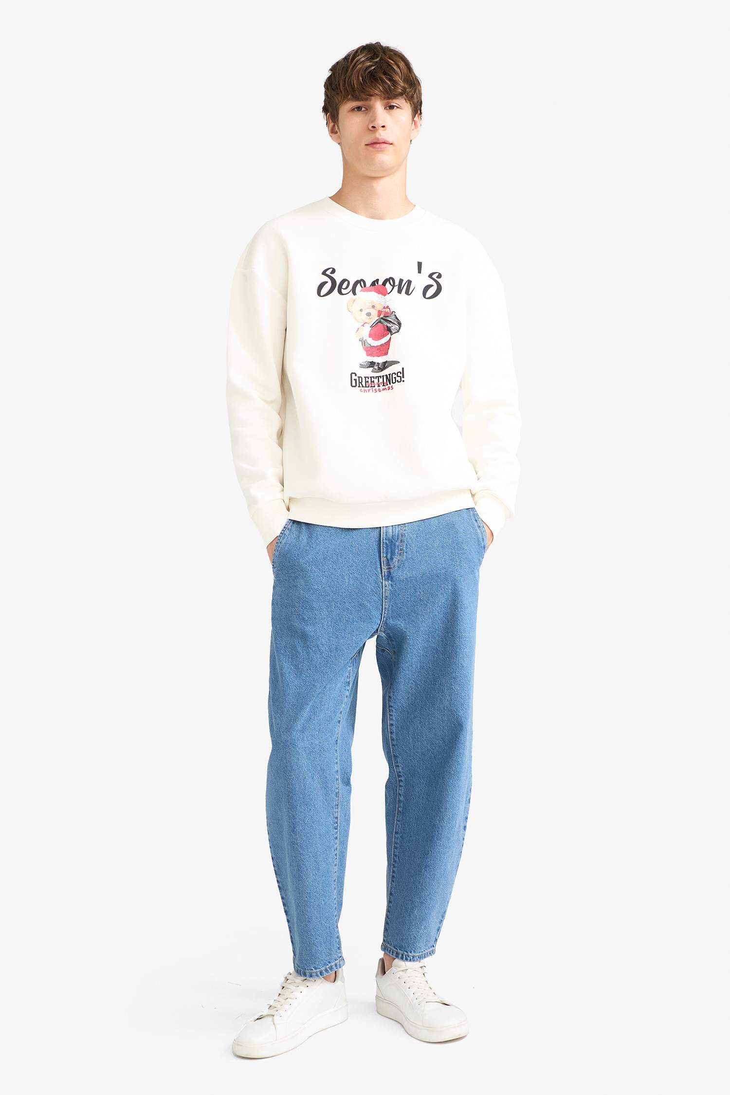 سويت شيرت مطبوع أوفر سايز بياقة مستديرة