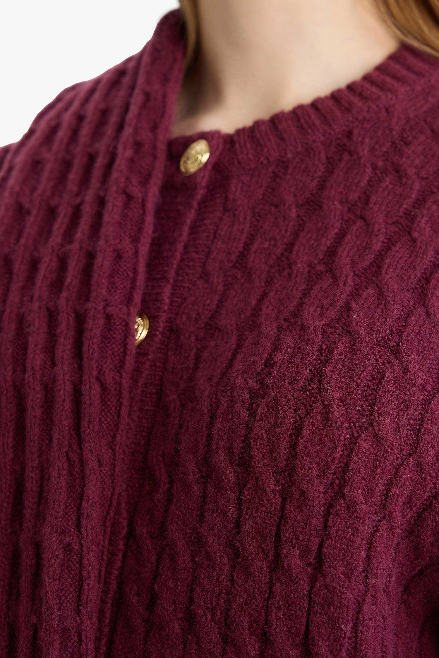 Relaxed Fit Round Neck Knit Cardigan