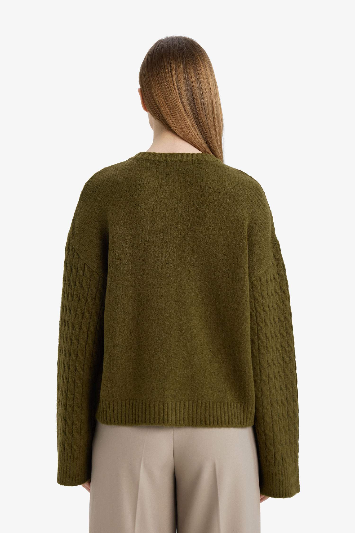 Relaxed Fit Round Neck Knit Cardigan