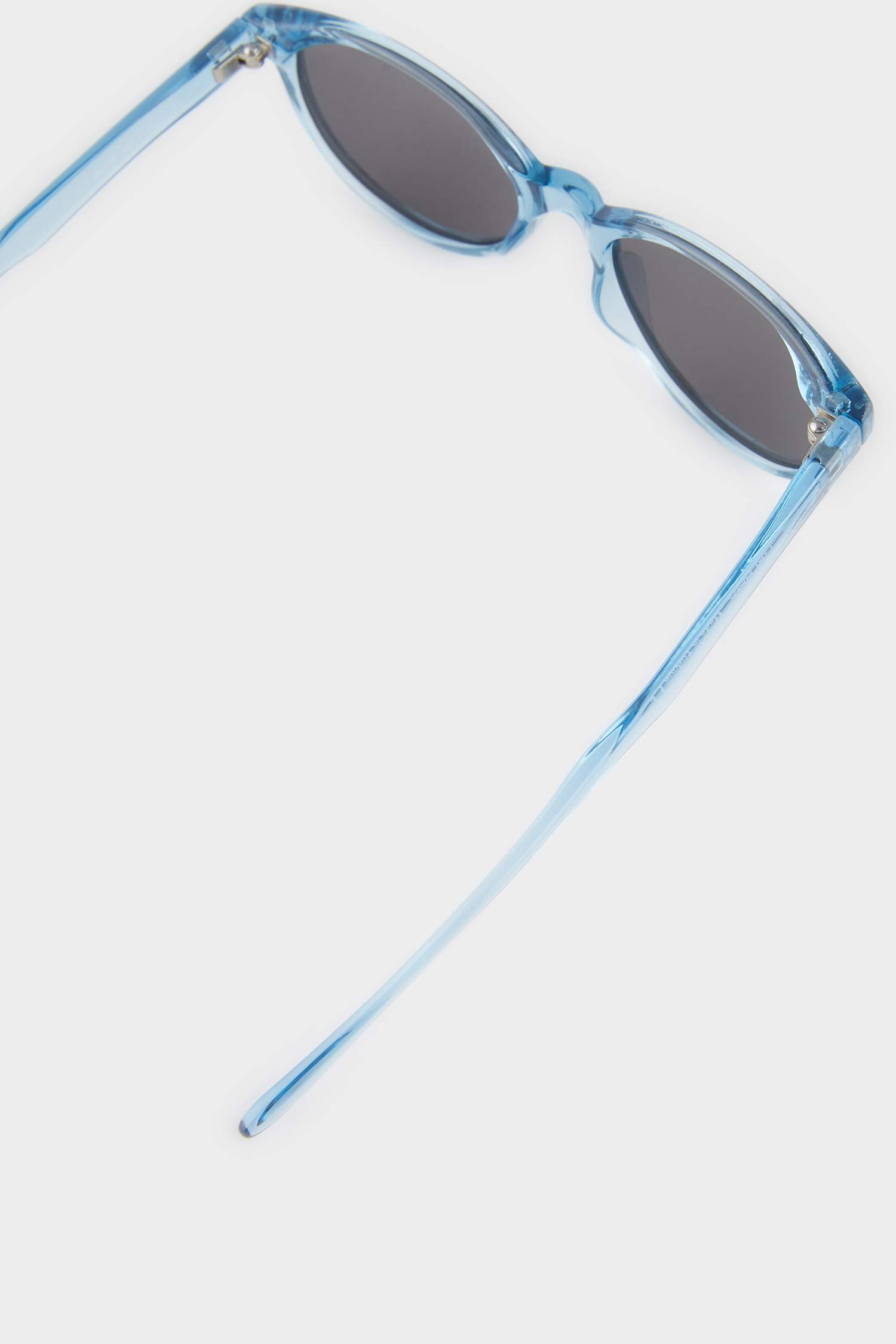 Erkek Çocuk Yuvarlak Mavi Plastik Çerçeve Siyah Cam Polarize Güneş Gözlüğü