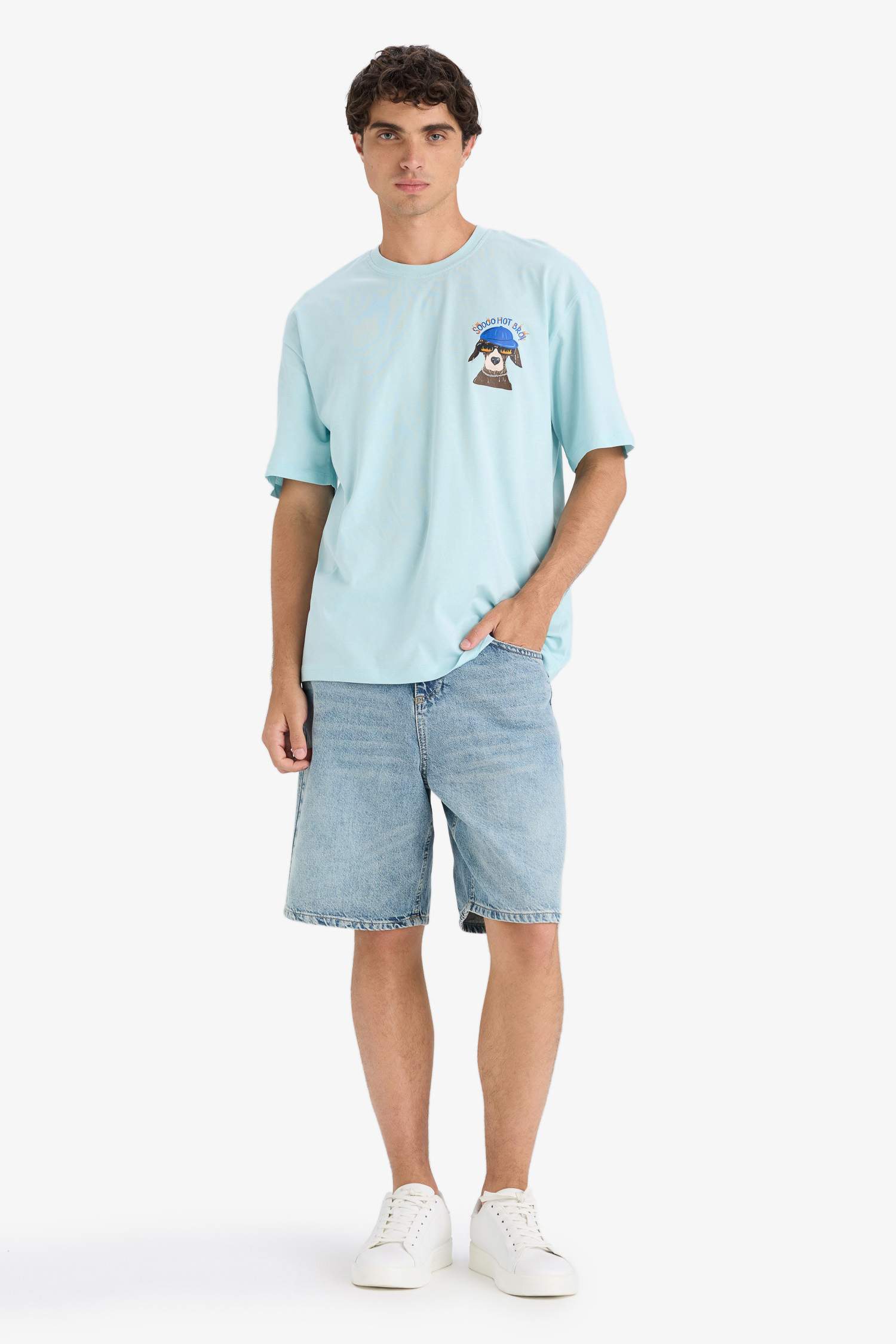 Boxy Fit Crew Neck Printed Short Sleeve T-Shirt