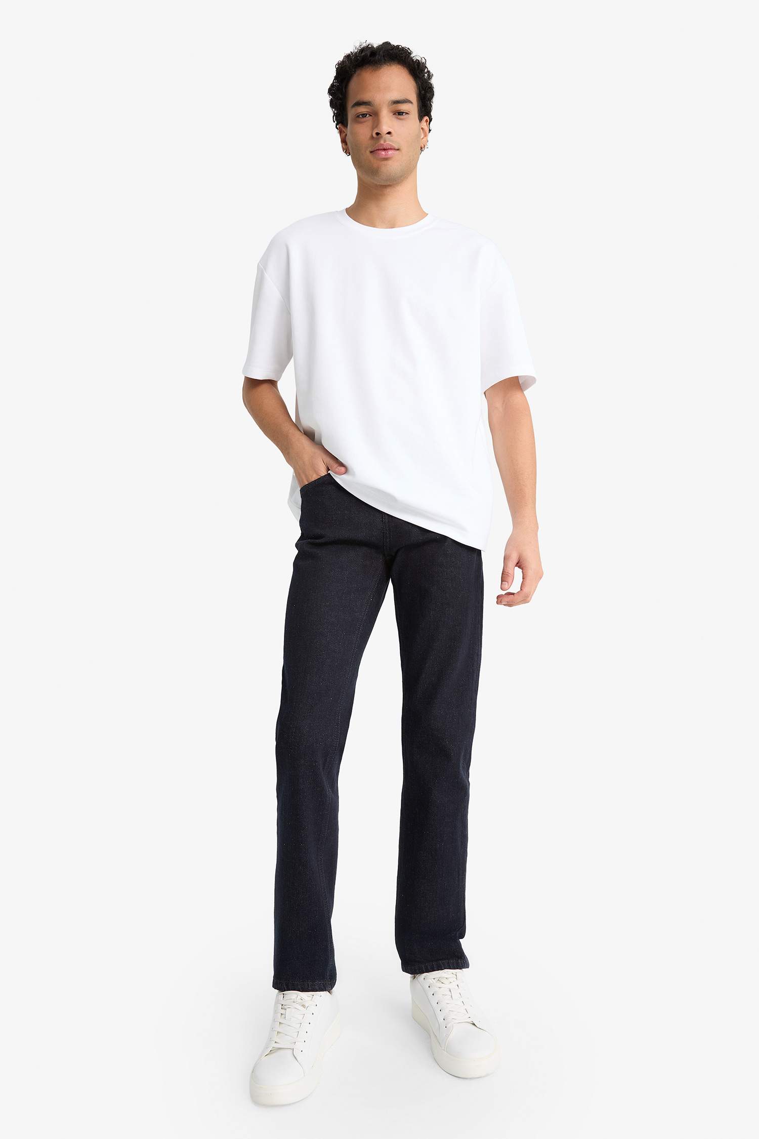Sergio Regular Fit Regular Waist Jeans